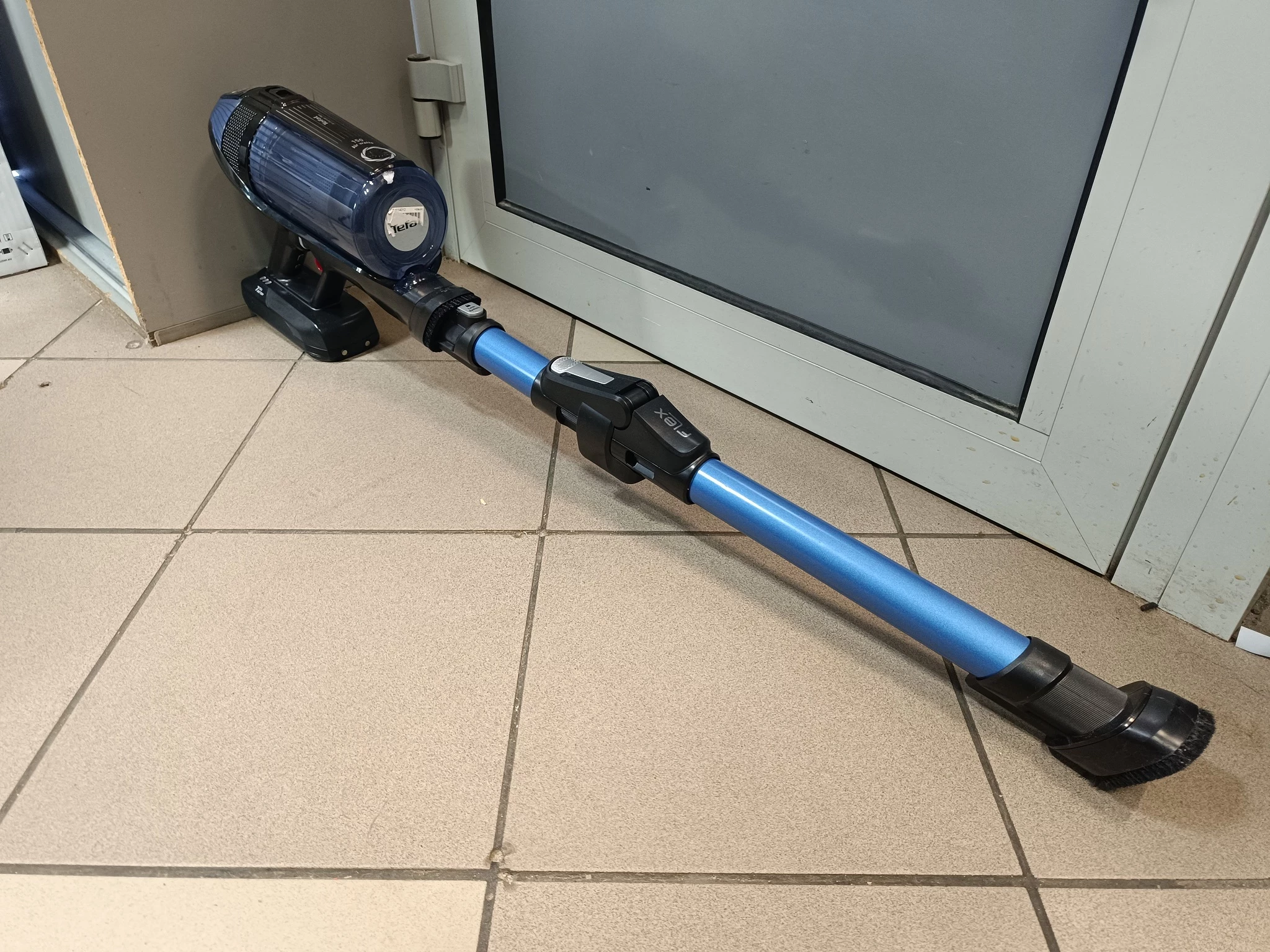 odkurzacz-bezprzewodowy-pionowy-tefal-x-force-flex-ty98c0-saturna-41-glogow