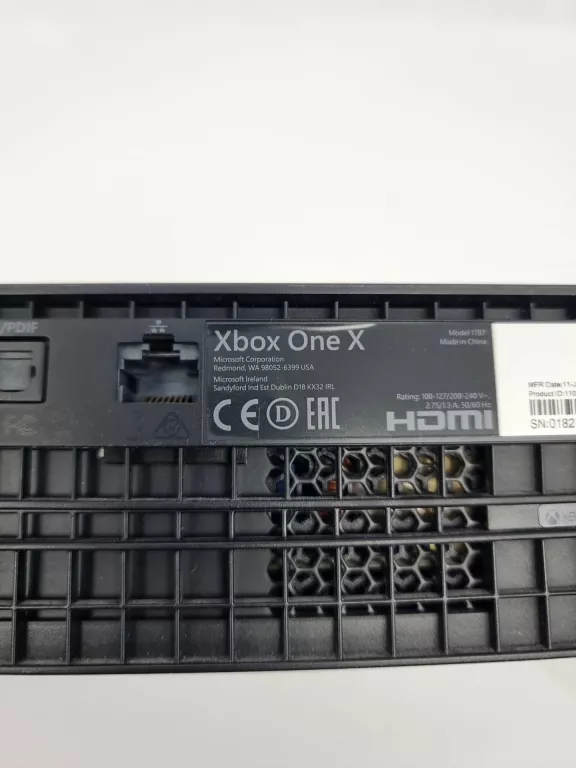 konsola-microsoft-xbox-one-x-1tb-liczba-kontrolerow-w-zestawie-205994-225550