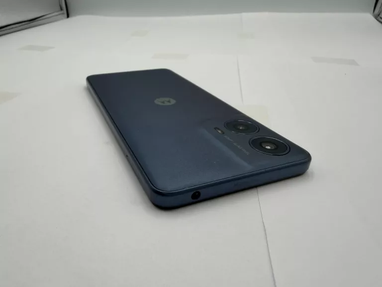 telefon-motorola-moto-g24-8256gb-ean-gtin-840023258053