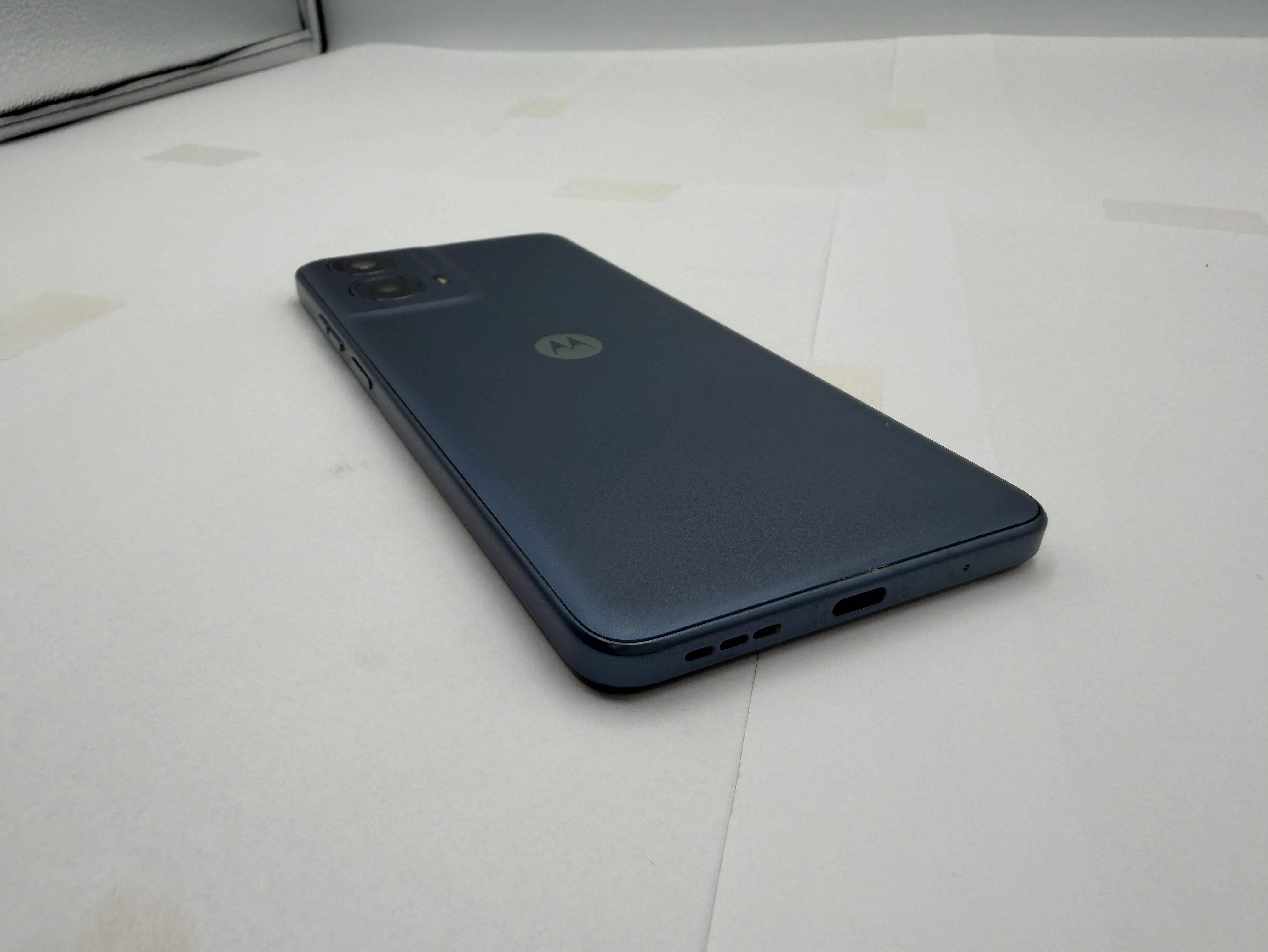 telefon-motorola-moto-g24-8256gb-stan-11323-2