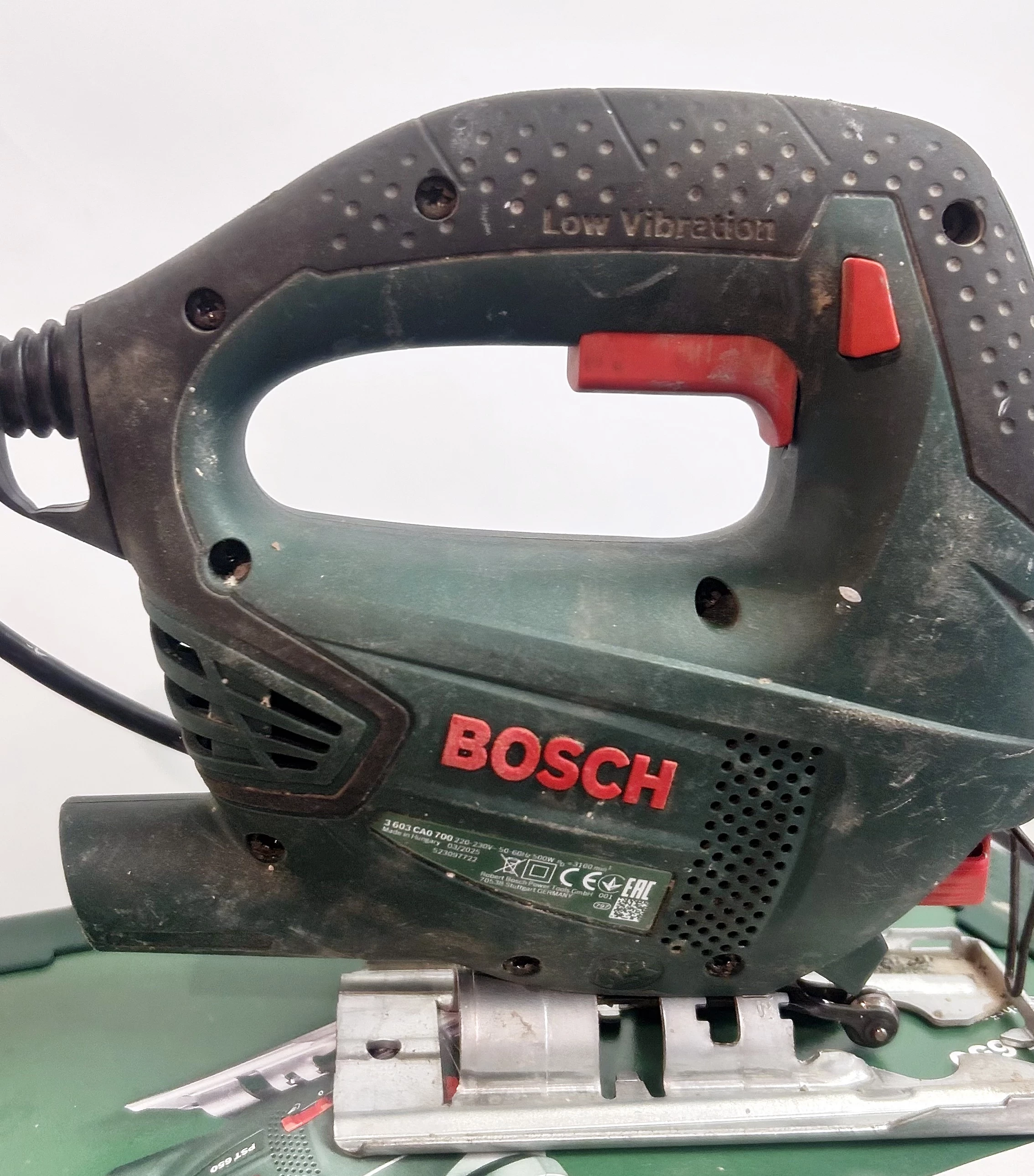 wyrzynarka-bosch-pst-650-komplet-zasilanie-209202-238306