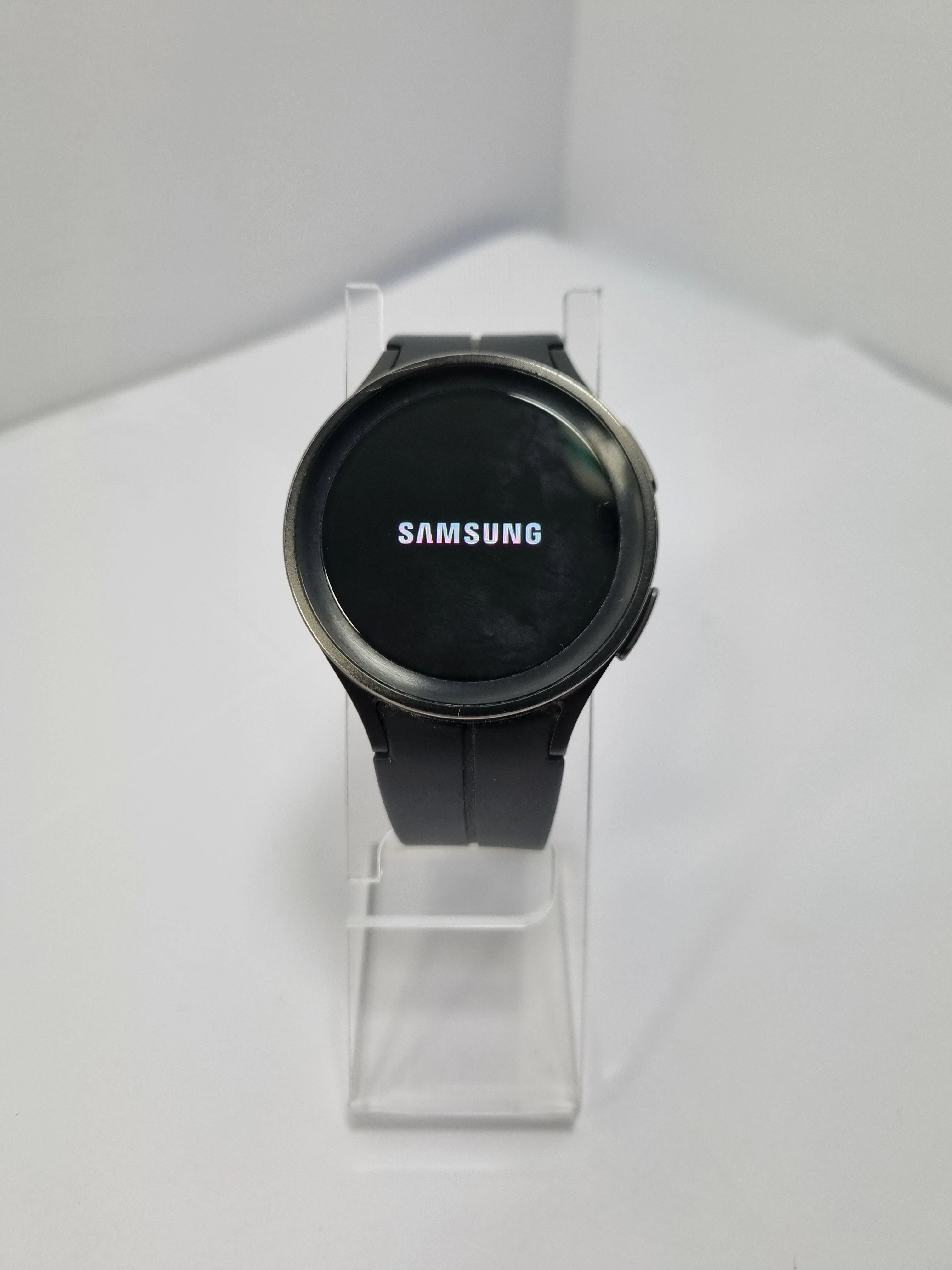 smartwatch-samsung-watch-5-pro-sm-r925-ean-gtin-8806094498462
