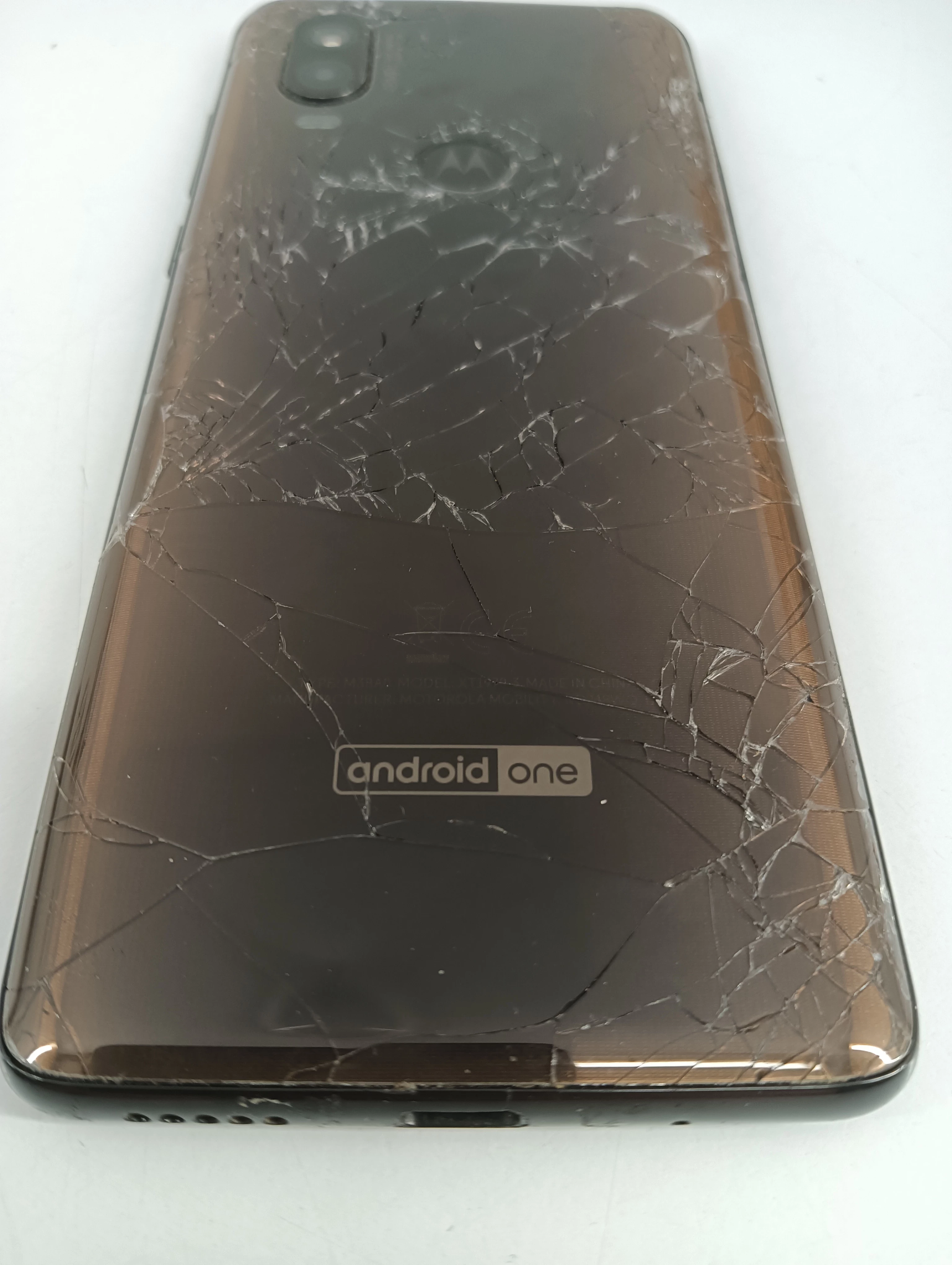 telefon-motorola-one-vision-xt1970-3-wbudowana-pamiec-202869-214189