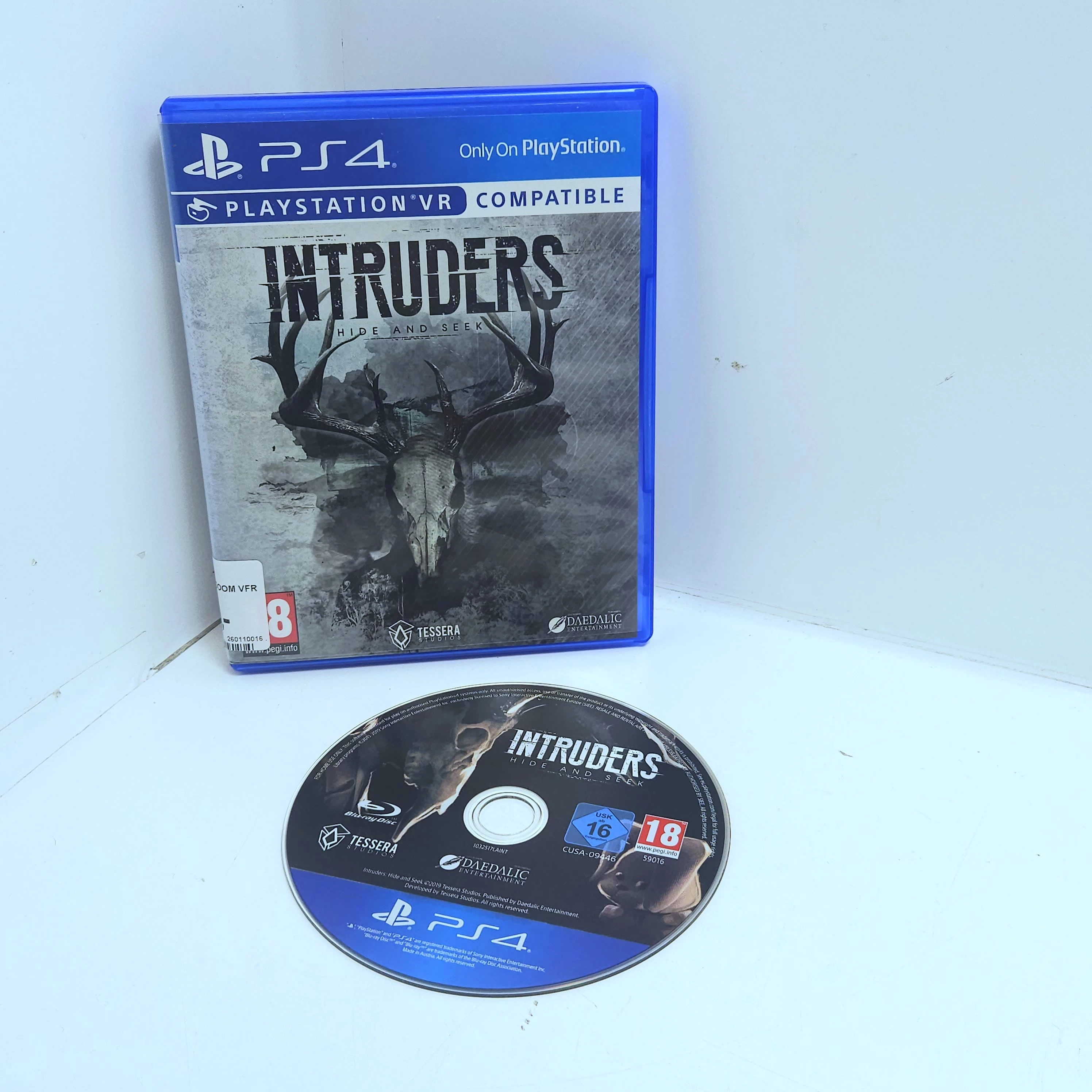 gra-na-ps4-intruders-hide-and-seek-staromiejska-6-jawor