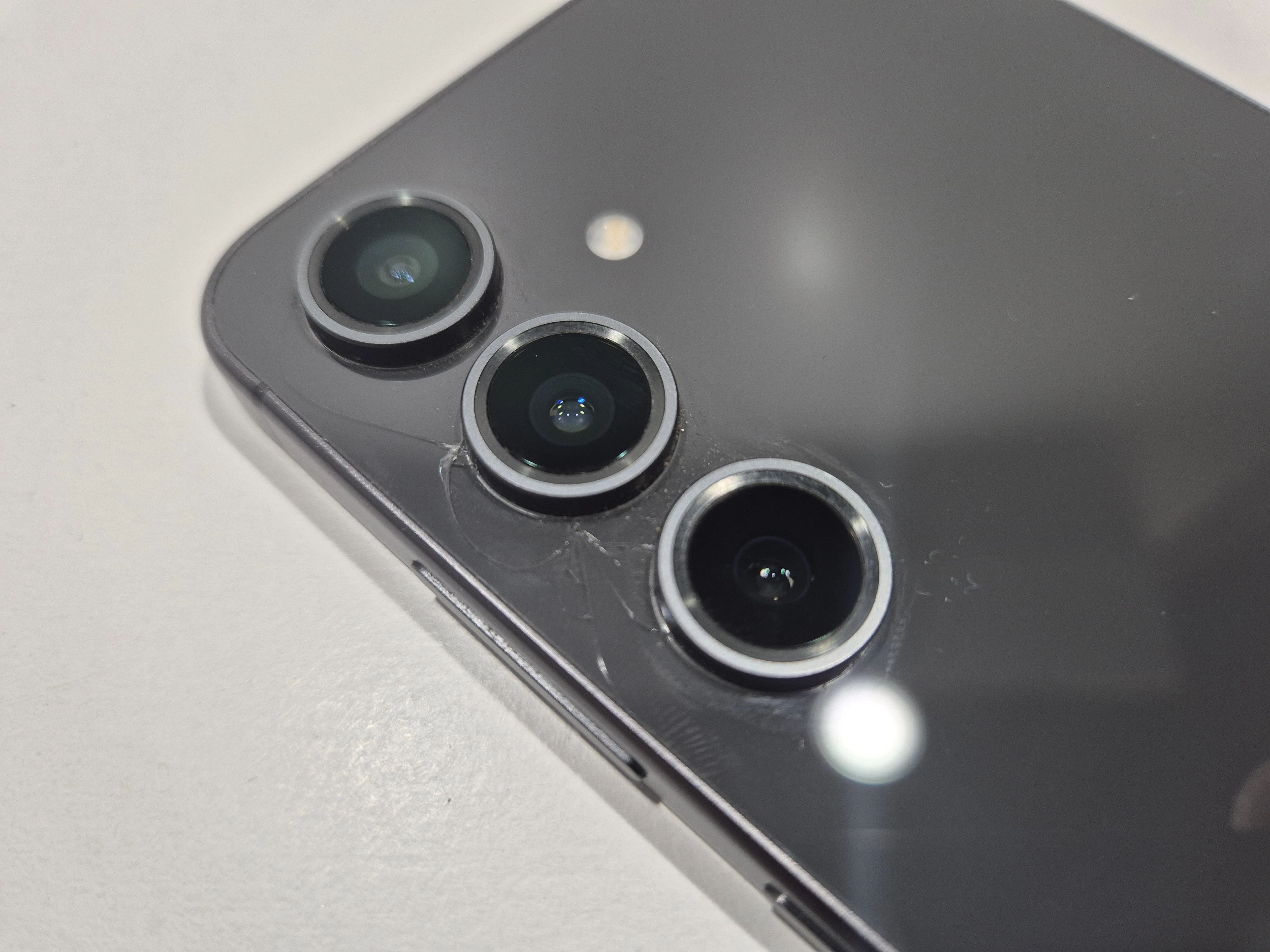 samsung-s24-fe-8128gb-na-czesci-typ-202685-212929