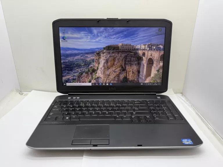 laptop-dell-latitude-e5530-win-10-pro8gbram128gbssdi5-3340m-przekatna-ekranu-1560