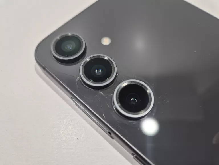 samsung-s24-fe-8128gb-na-czesci-typ-202685-212929