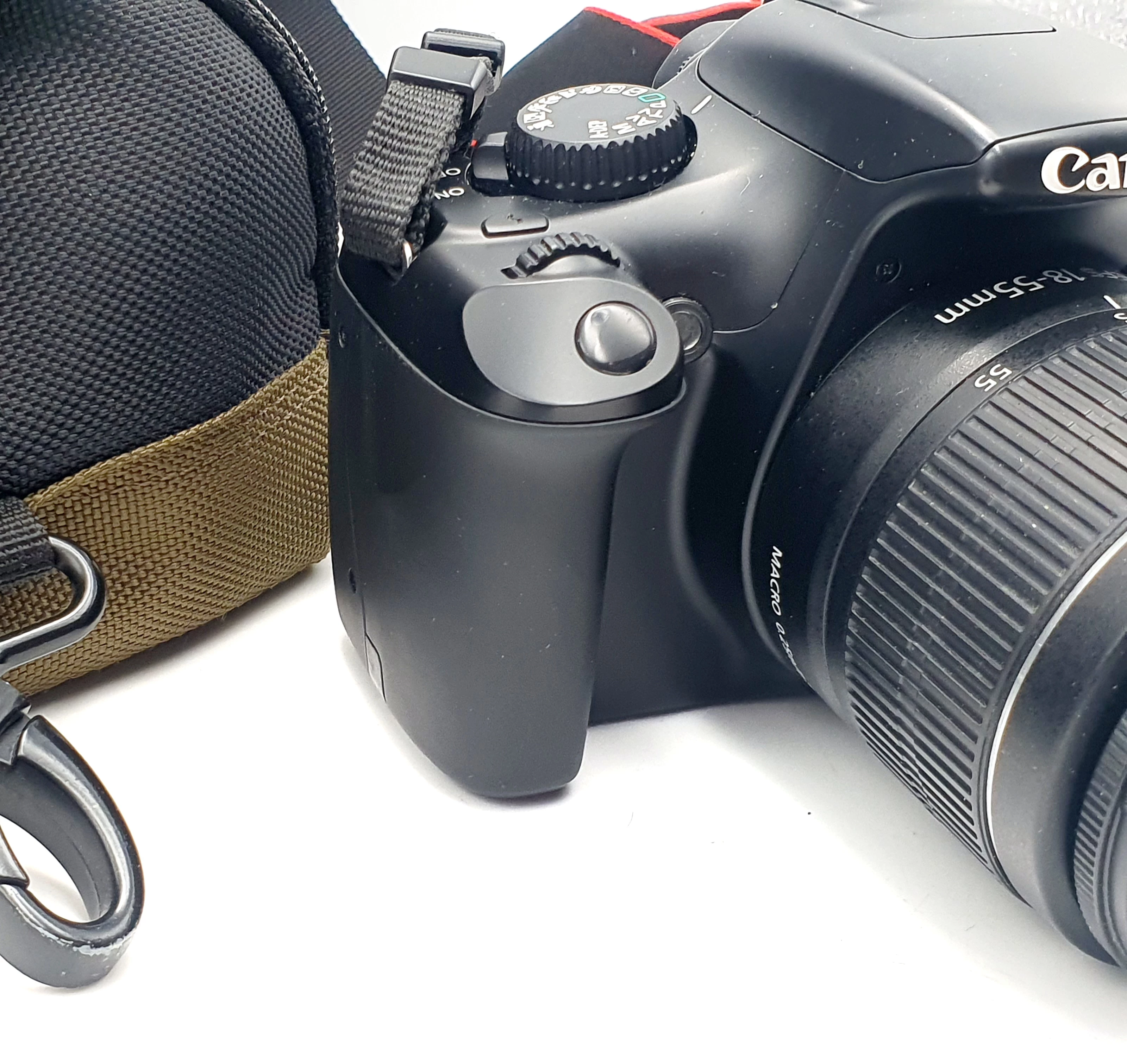 aparat-canon-eos-1100d-obiektyw-efs-18-55-mm-z-pokrowcem-rozdzielczosc-1200