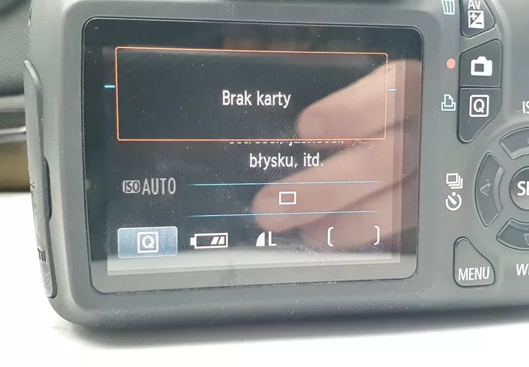 aparat-canon-eos-1100d-obiektyw-efs-18-55-mm-z-pokrowcem-marka-248811-1949762