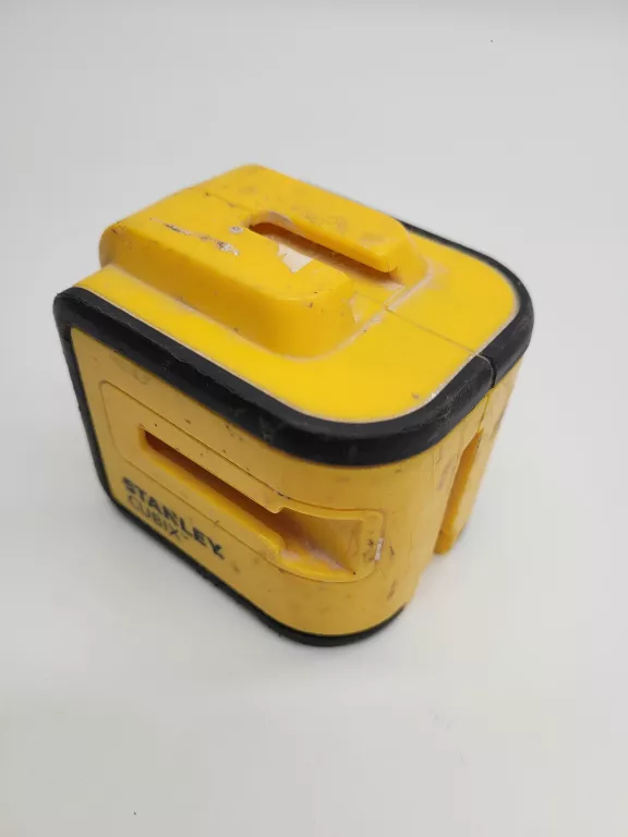 laser-krzyzowy-stanley-cubix-czerwony-maksymalny-zasieg-pracy-12