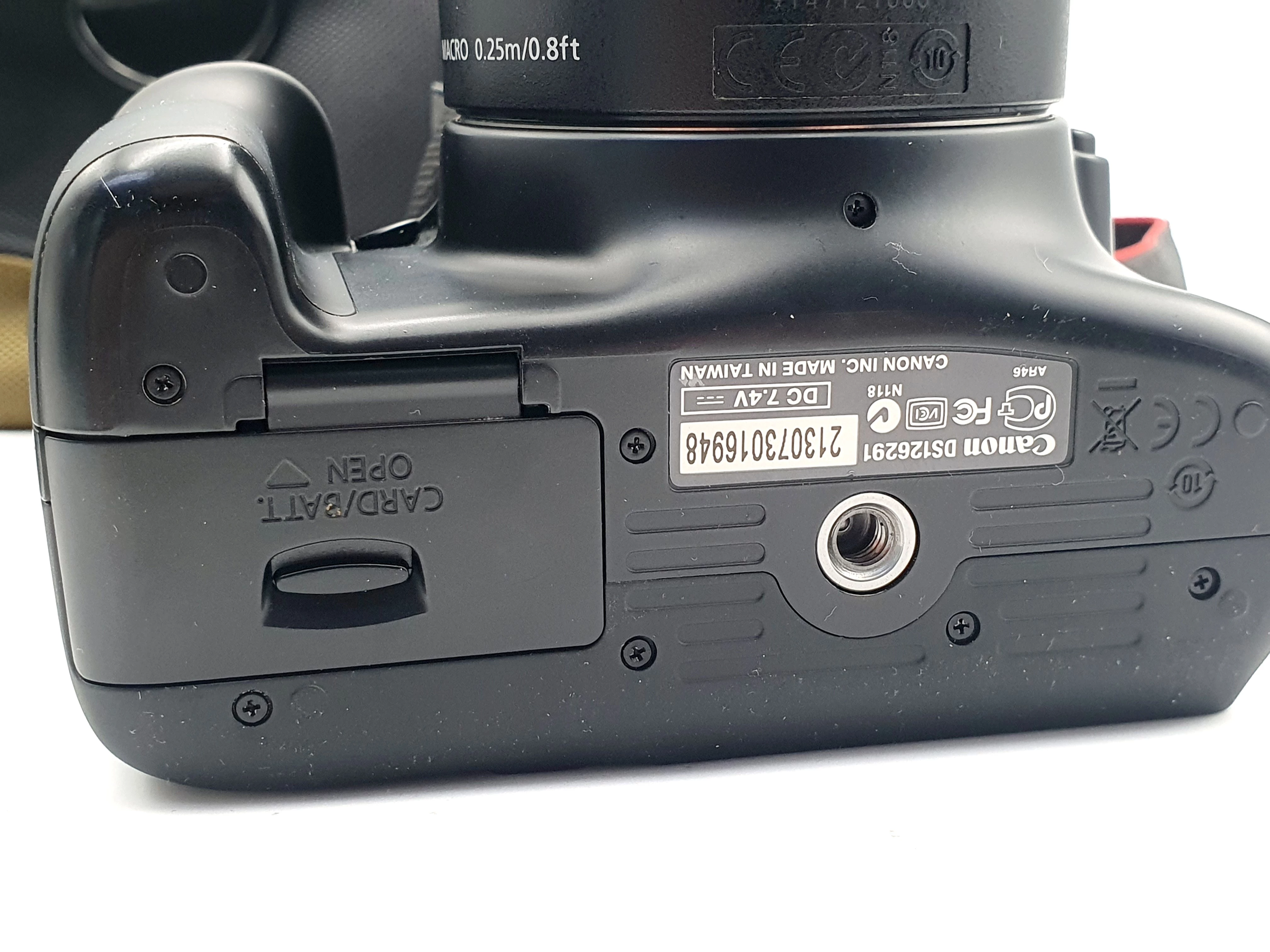 aparat-canon-eos-1100d-obiektyw-efs-18-55-mm-z-pokrowcem-kod-producenta-5161b042aa