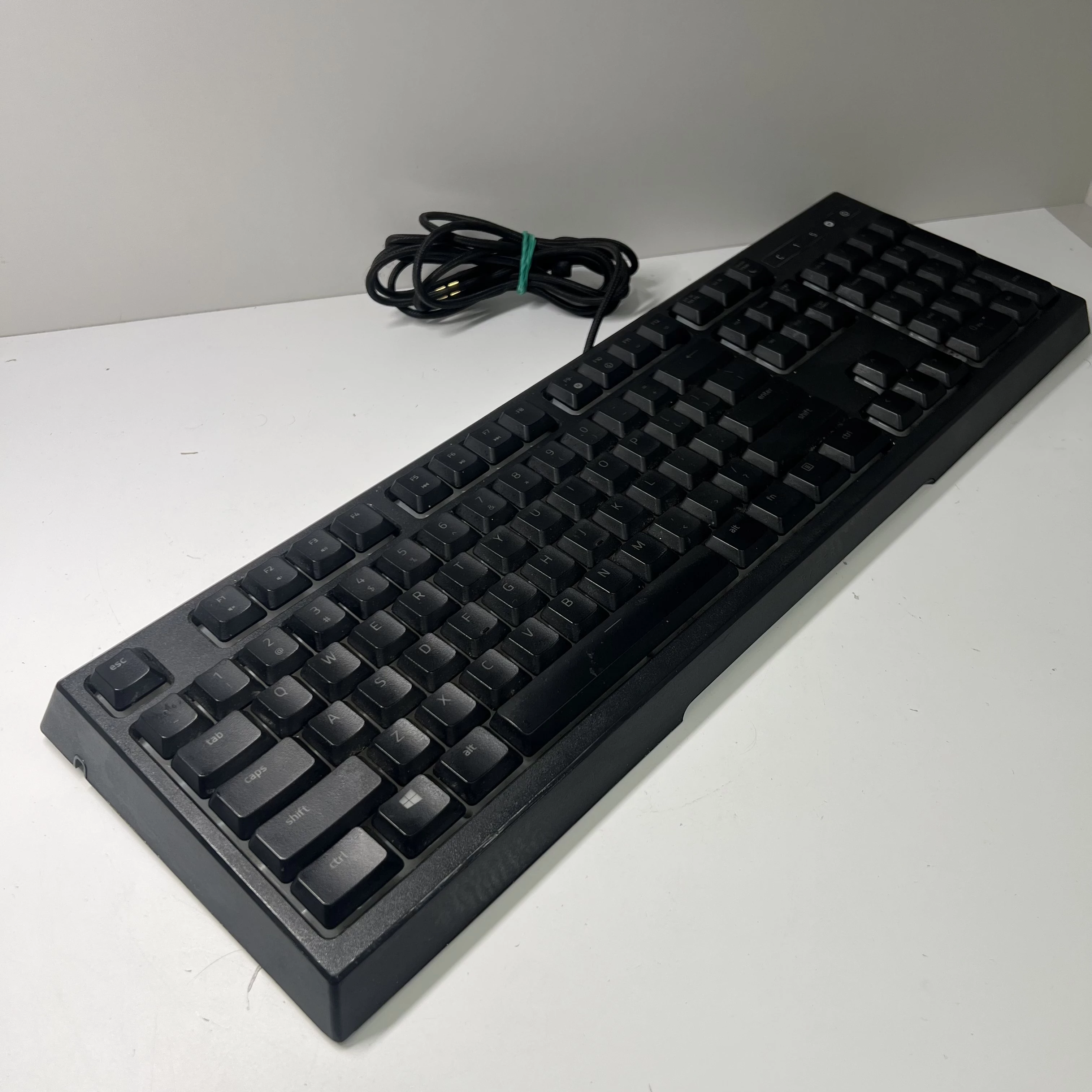 klawiatura-razer-ornata-chroma-rz03-0204-zestaw-ean-gtin-8886419343905