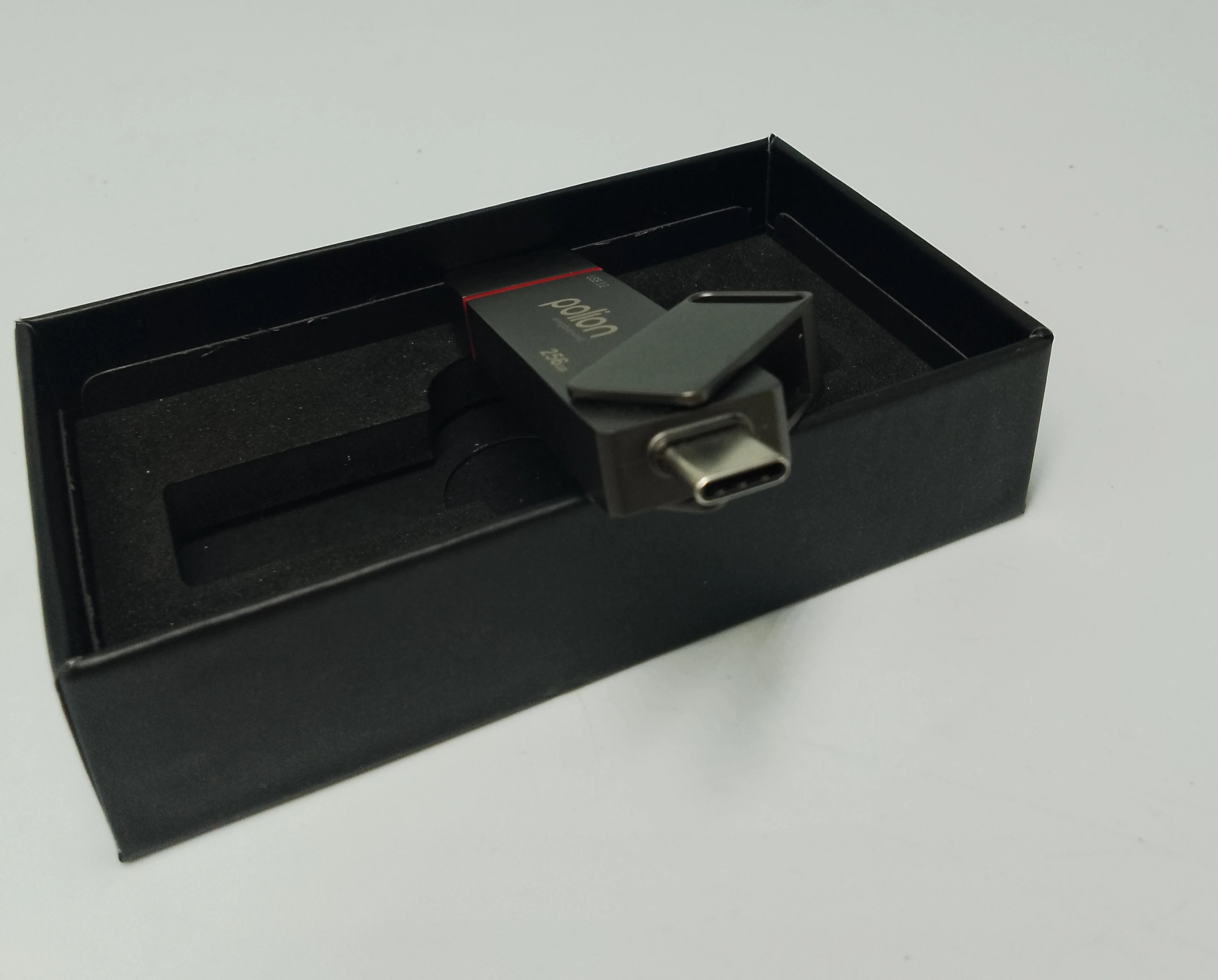 pendrive-polion-256gb-560mbs-usb-32-stan-11323-2