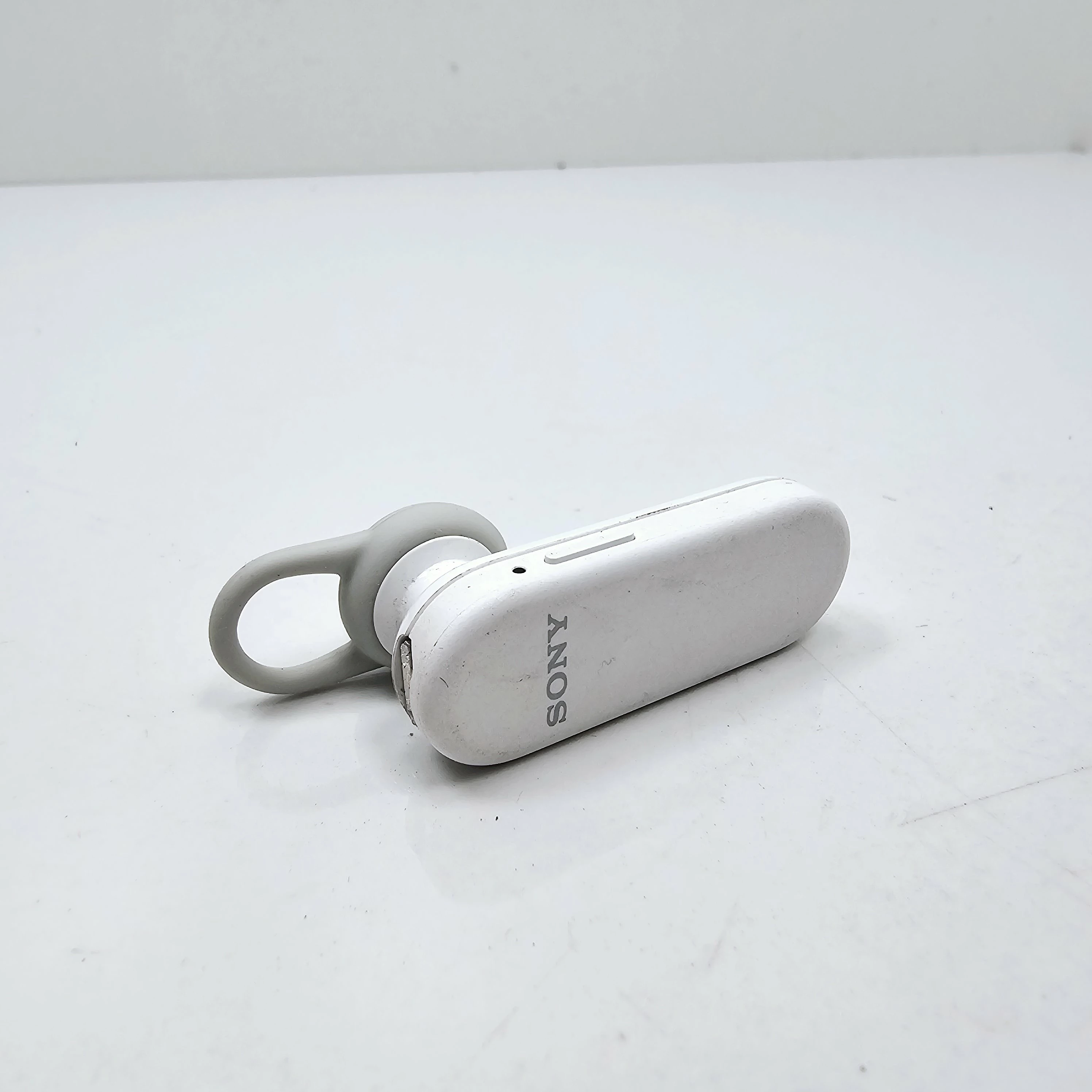 sluchawka-sony-mbh20-mono-bluetooth-biala-stan-11323-2