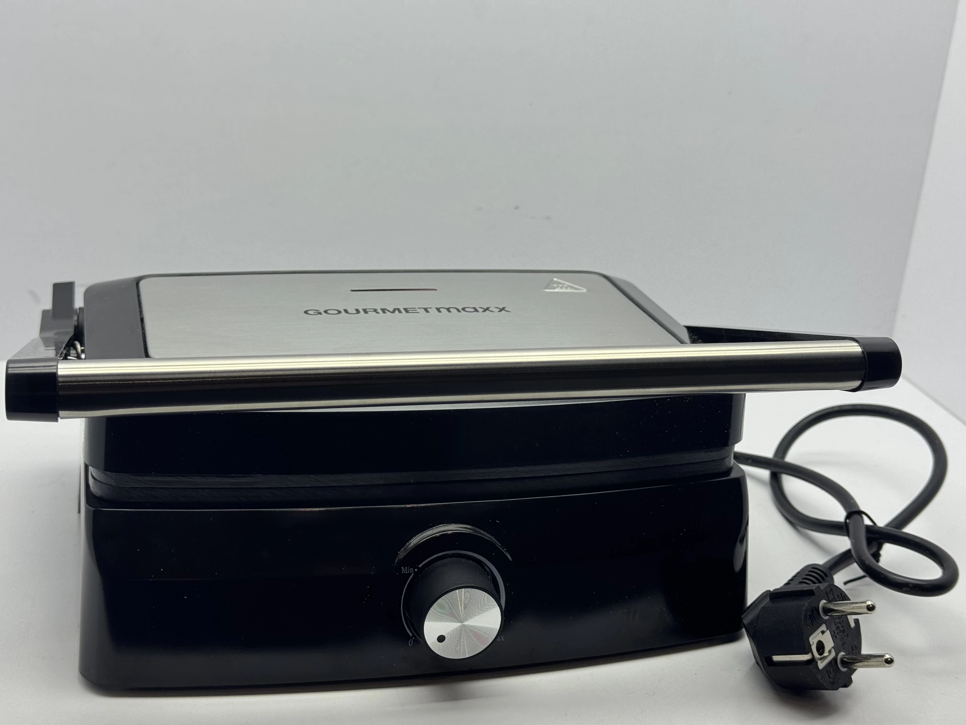 opiekacz-grill-elekrtyczny-gourmetmaxx-zm-711b-1000w-4067523083893-chabrowa-4-jelcz-laskowice-milz-1