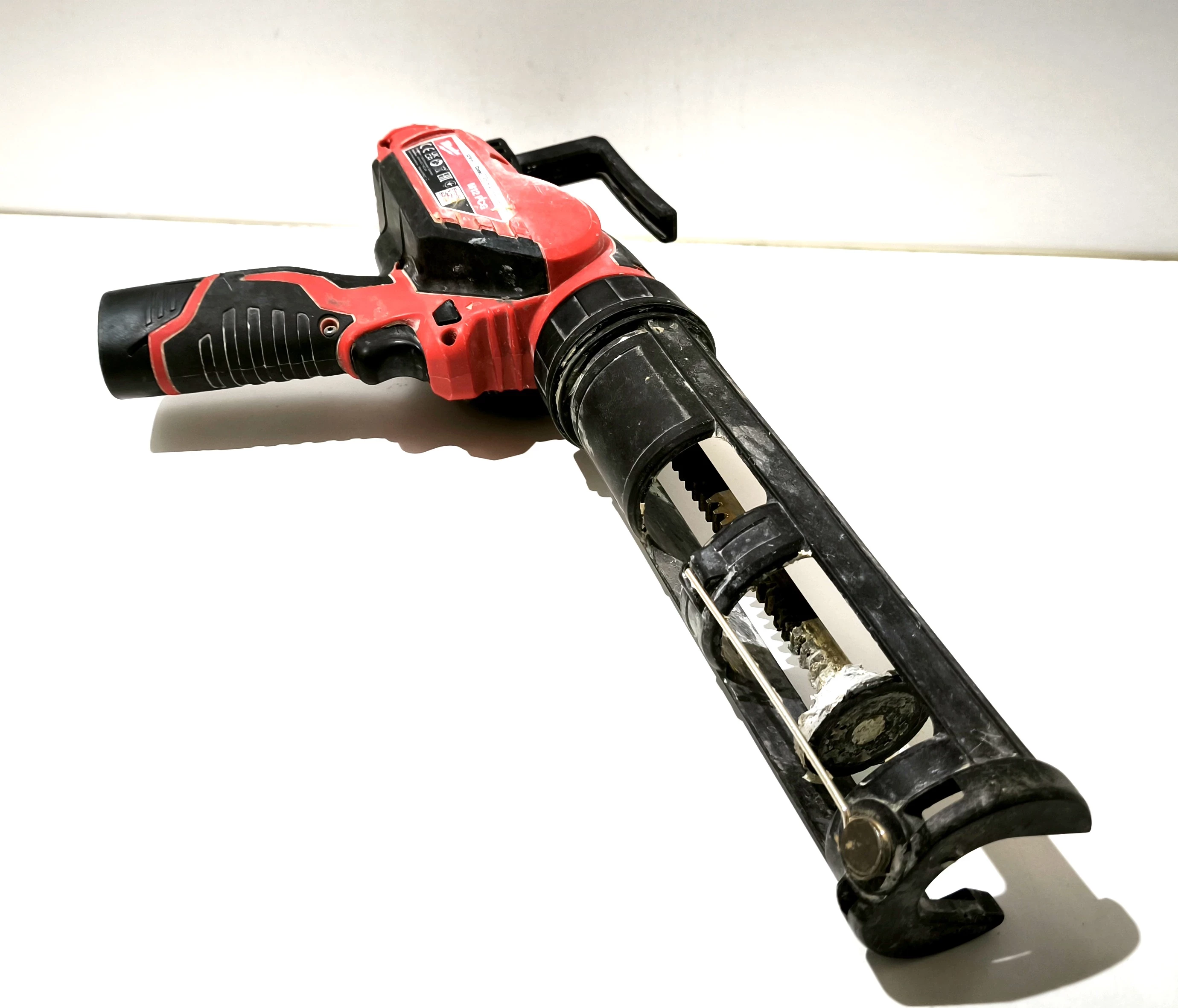 pistolet-do-silikonu-milwaukee-m12-pcg-waga-produktu-z-opakowaniem-jednostkowym-1000