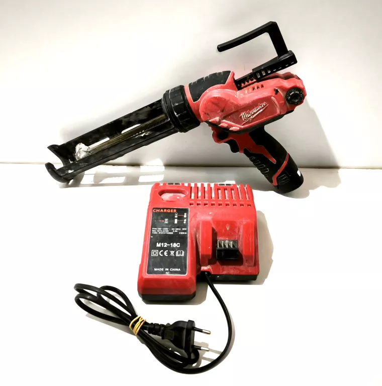 pistolet-do-silikonu-milwaukee-m12-pcg-stan-11323-2