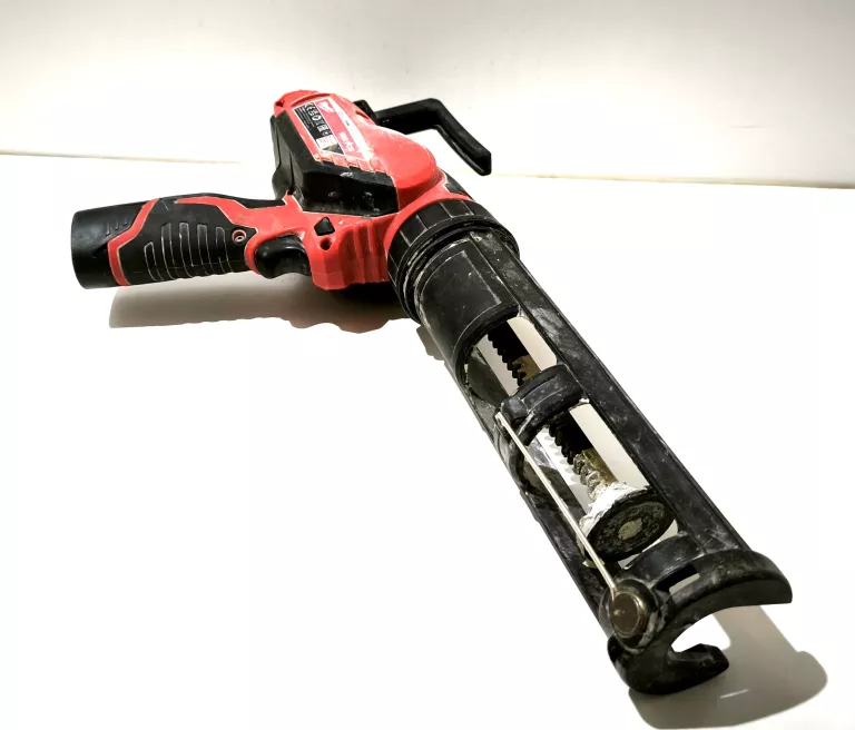 pistolet-do-silikonu-milwaukee-m12-pcg-waga-produktu-z-opakowaniem-jednostkowym-1000