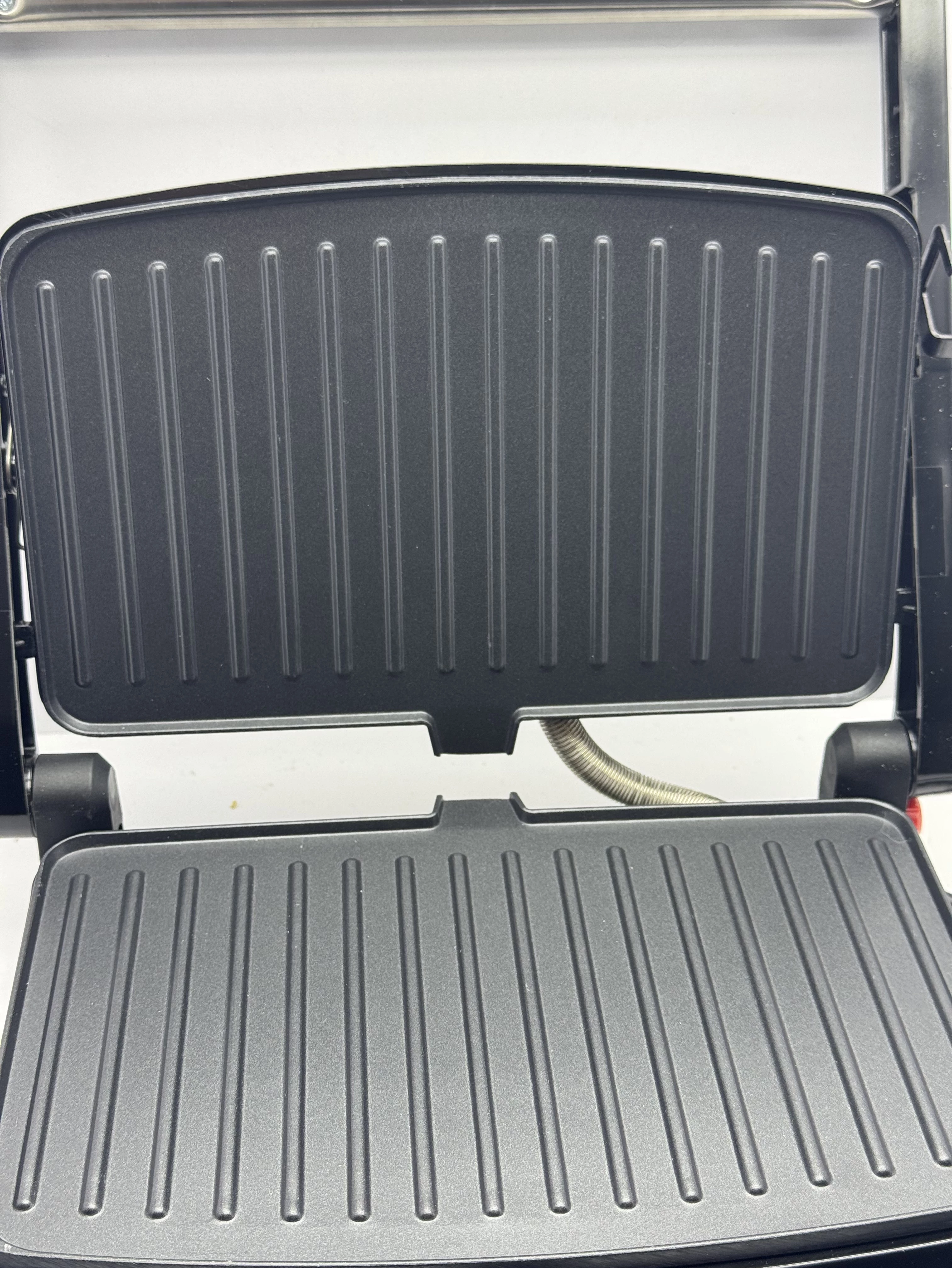 opiekacz-grill-elekrtyczny-gourmetmaxx-zm-711b-1000w-4067523083893-marka-248811-2014443