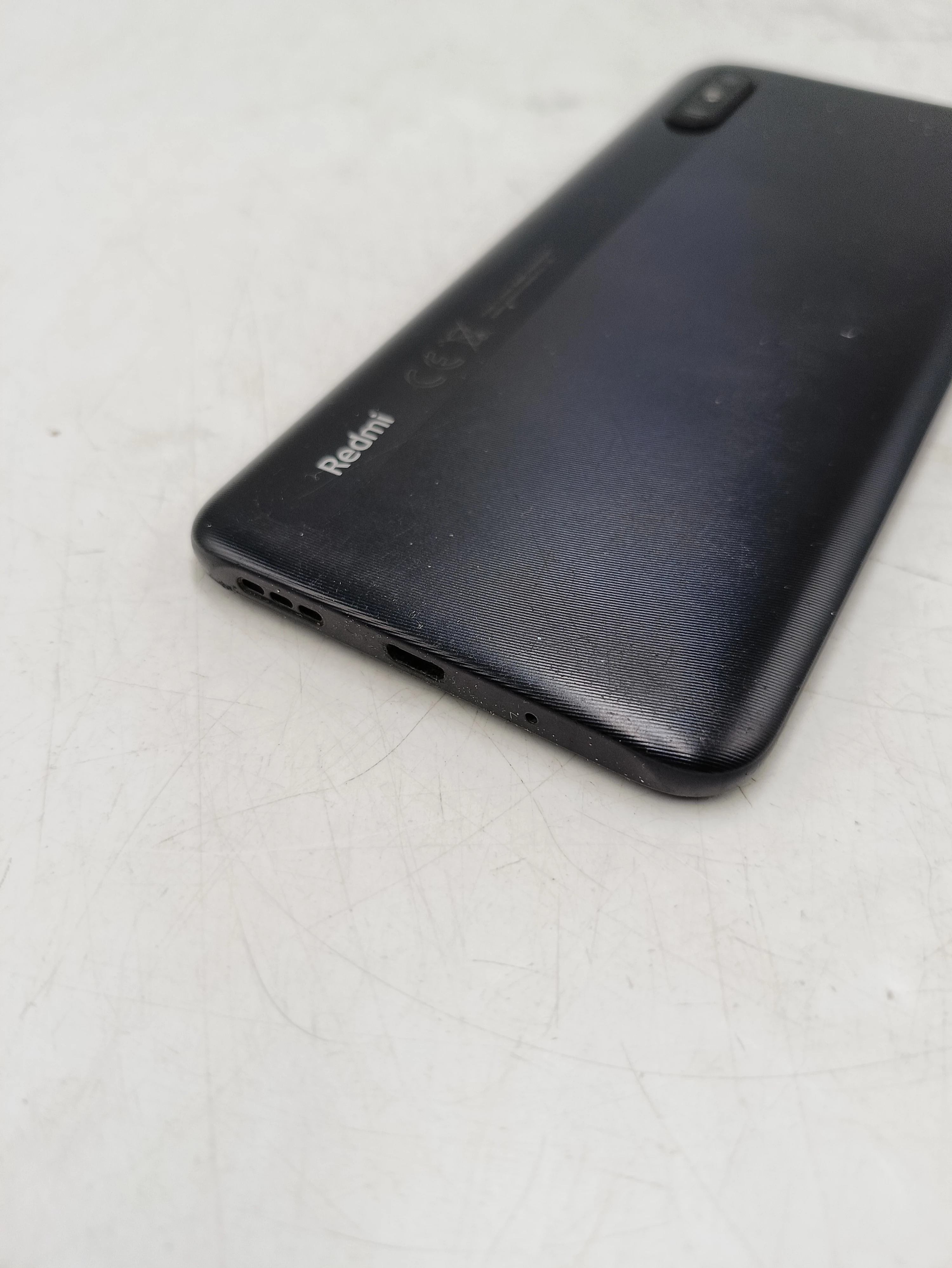 telefon-xioami-redmi-9a-232-czarny-stan-11323-2