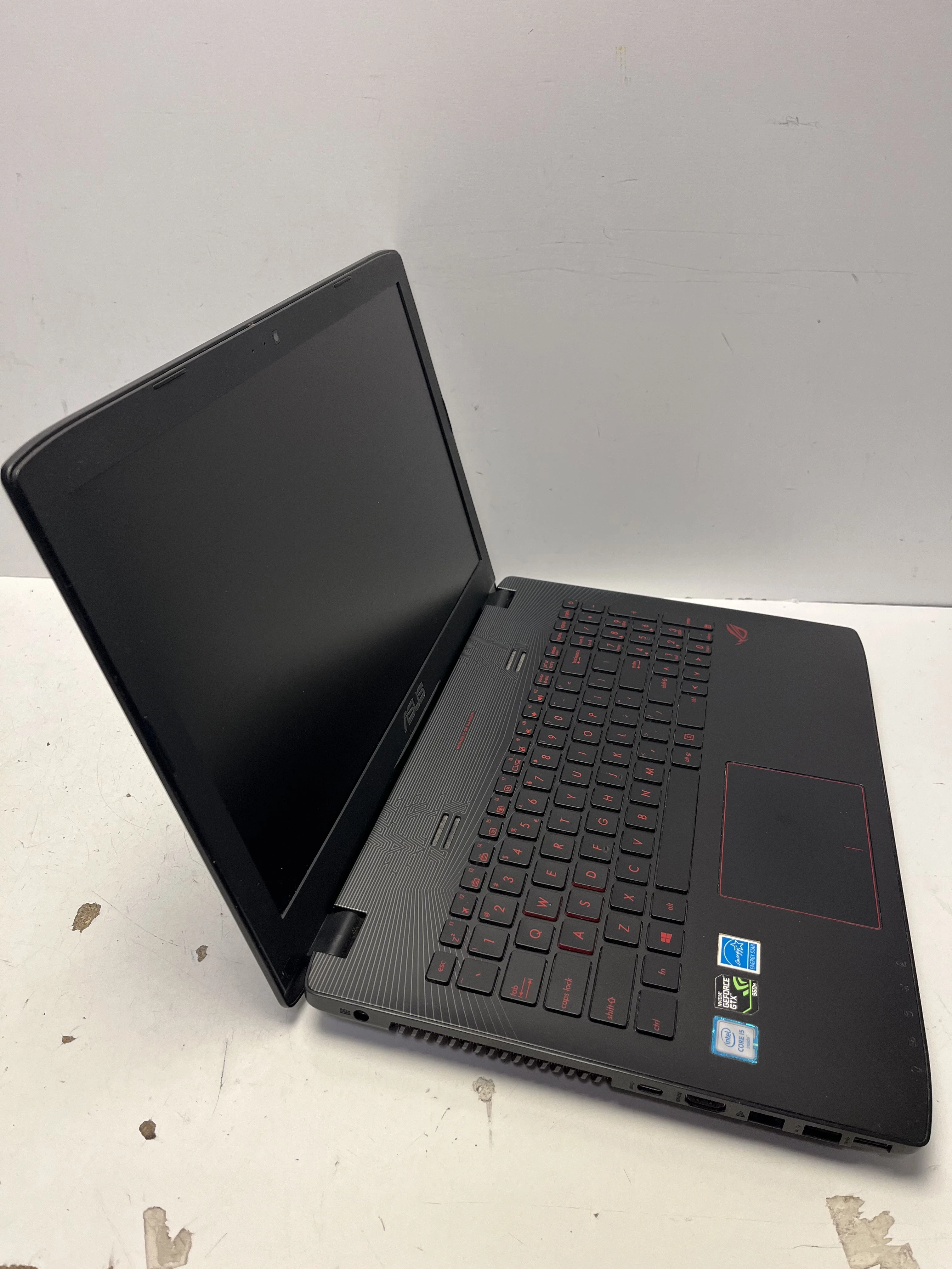 laptop-asus-rog-gl552v-16256gb-i5-gtx-960m-liczba-rdzeni-procesora-4329-3