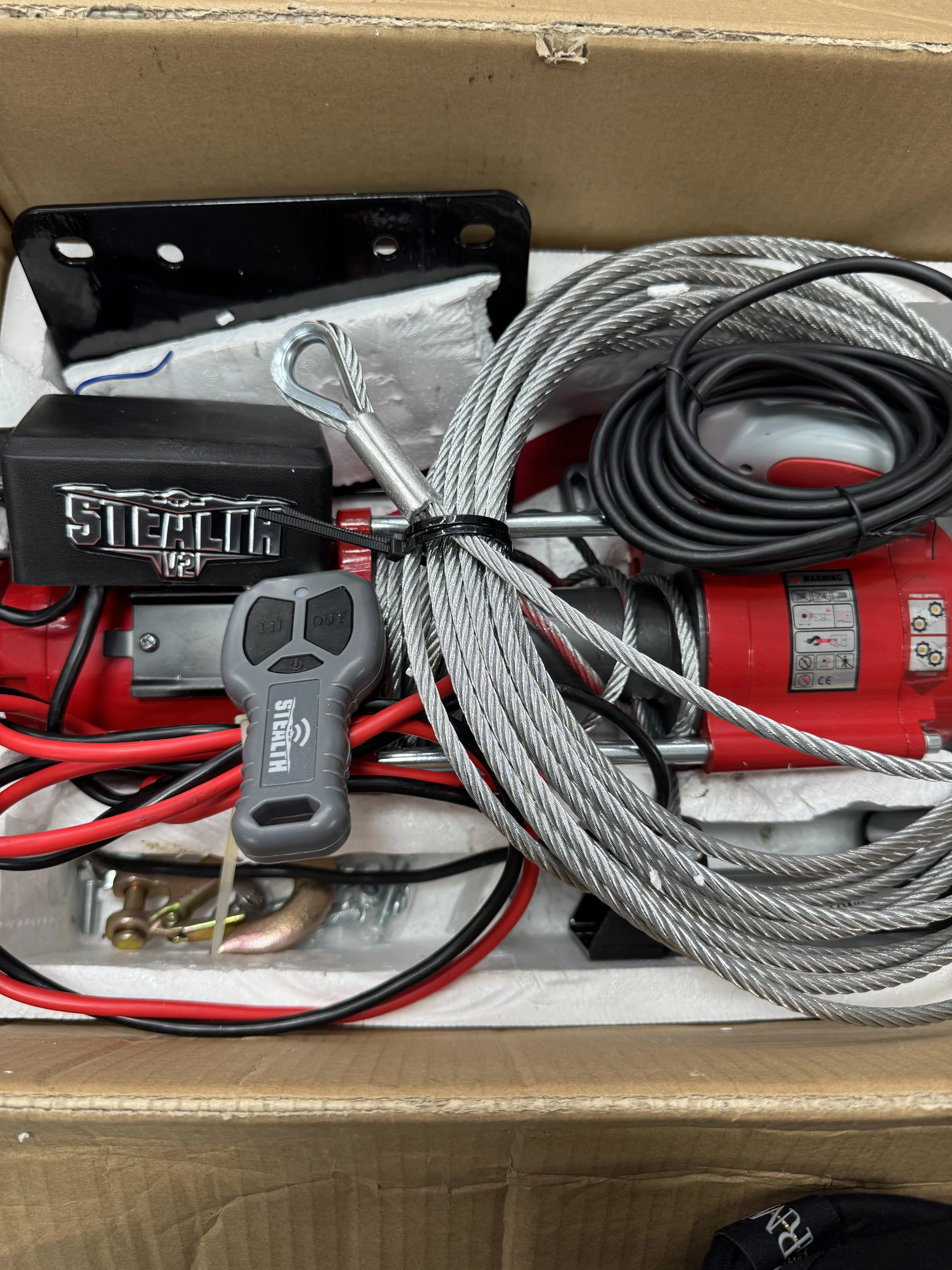 wyciagarka-stealth-winches-4500lb-12v-prowadnice-rolkowe-komplet-stan-11323-238058