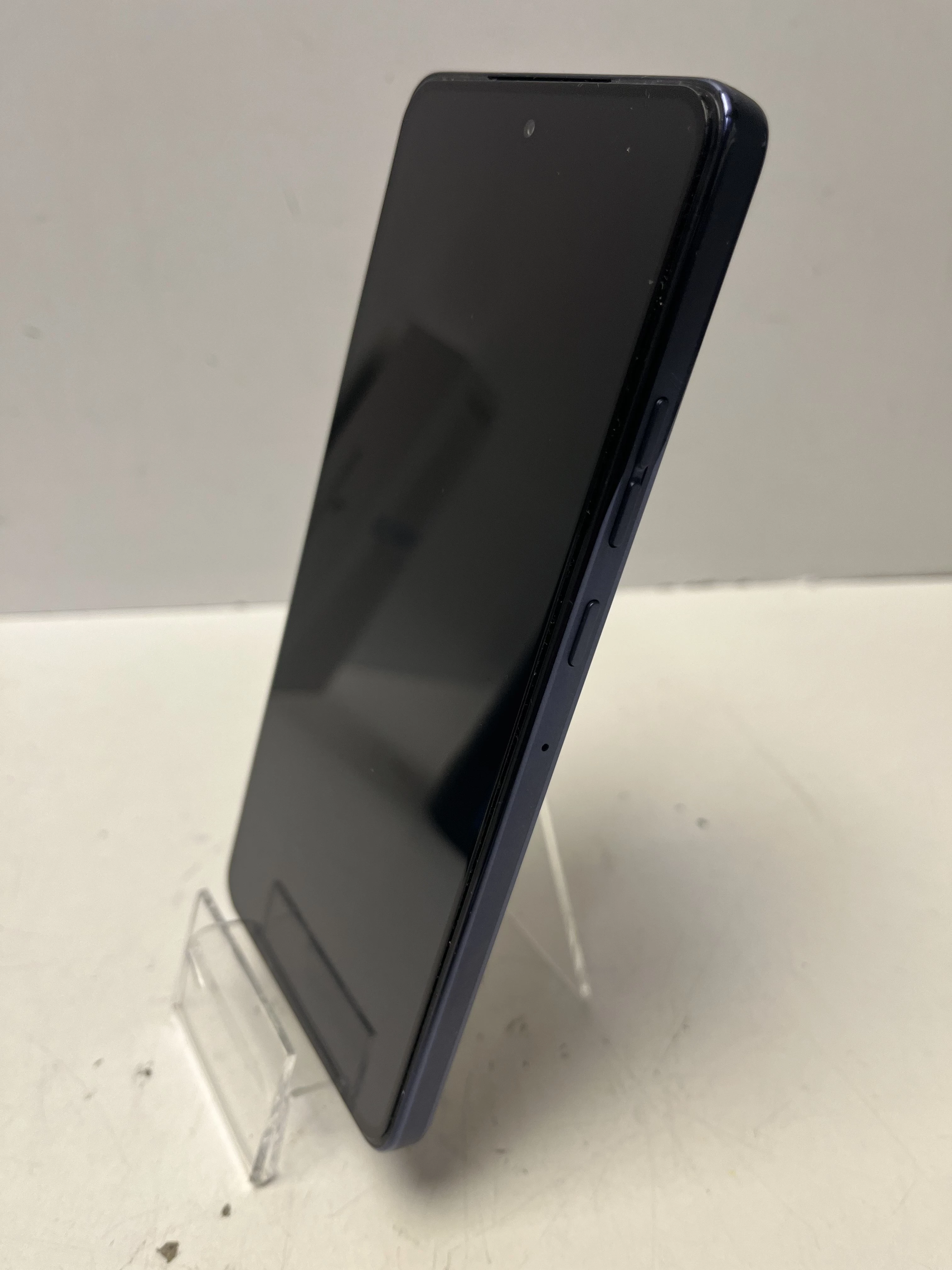 telefon-motorola-moto-g86-8256gb-stan-11323-2