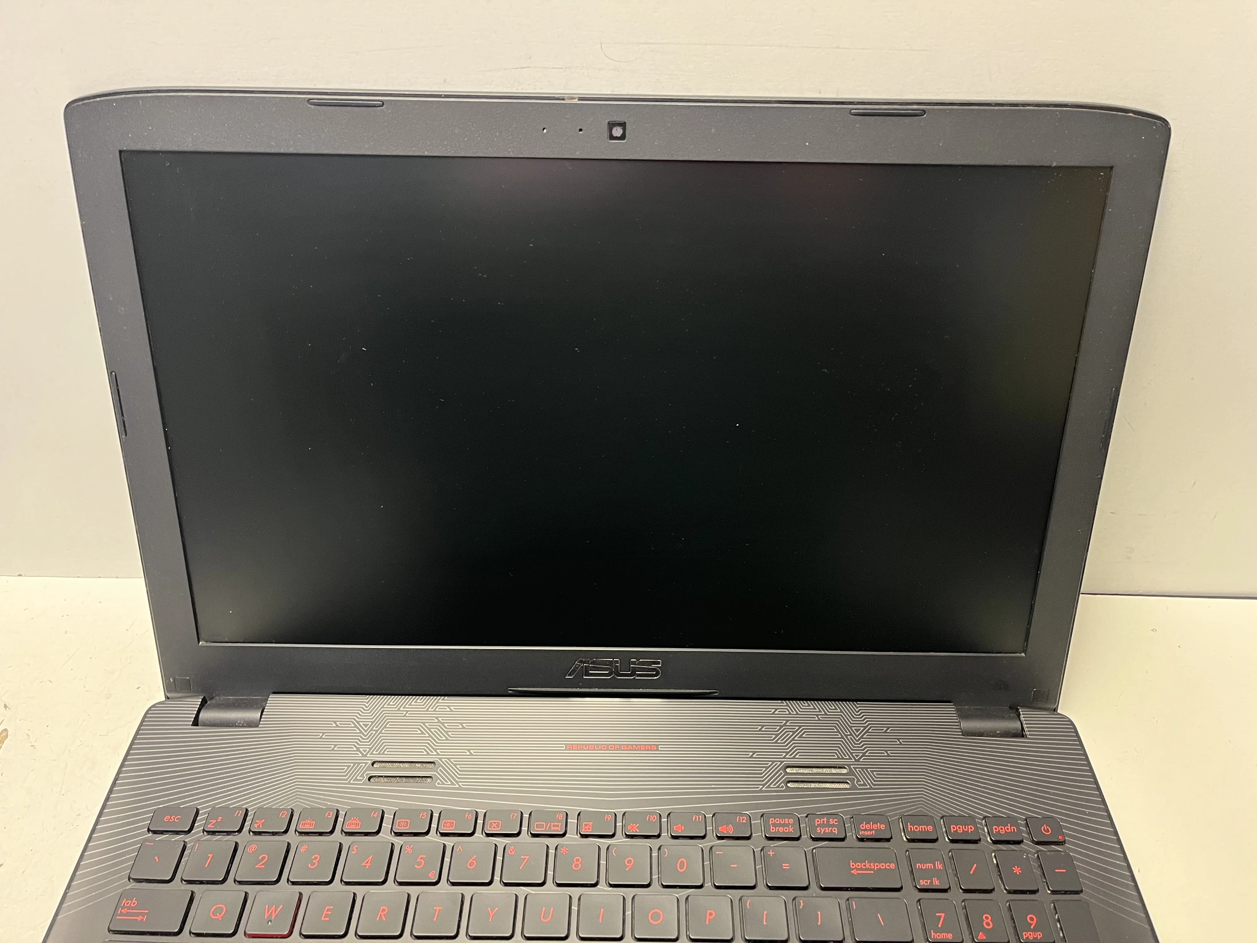 laptop-asus-rog-gl552v-16256gb-i5-gtx-960m-seria-procesora-4366-20