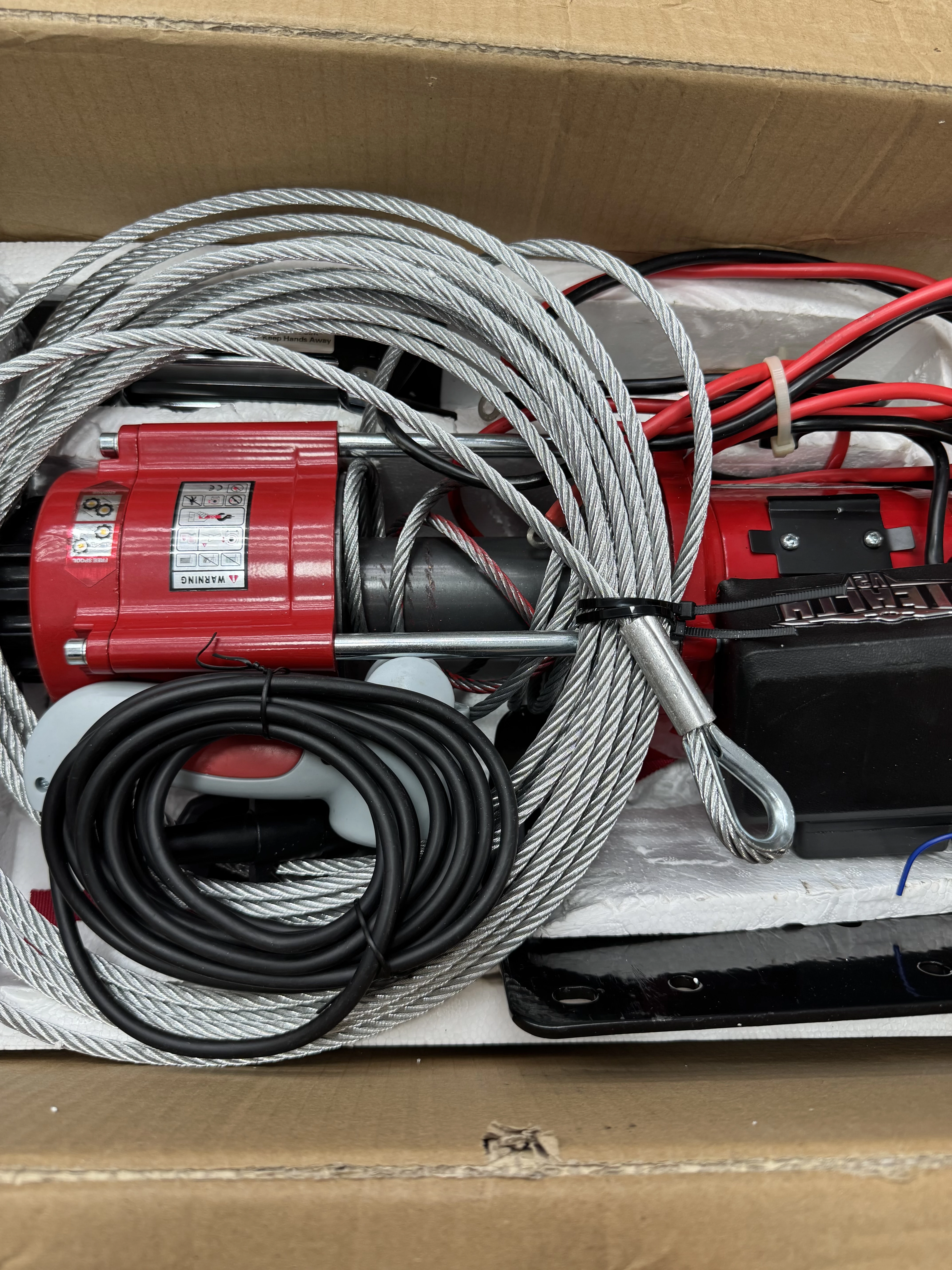 wyciagarka-stealth-winches-4500lb-12v-prowadnice-rolkowe-komplet-ean-gtin-5060423984740