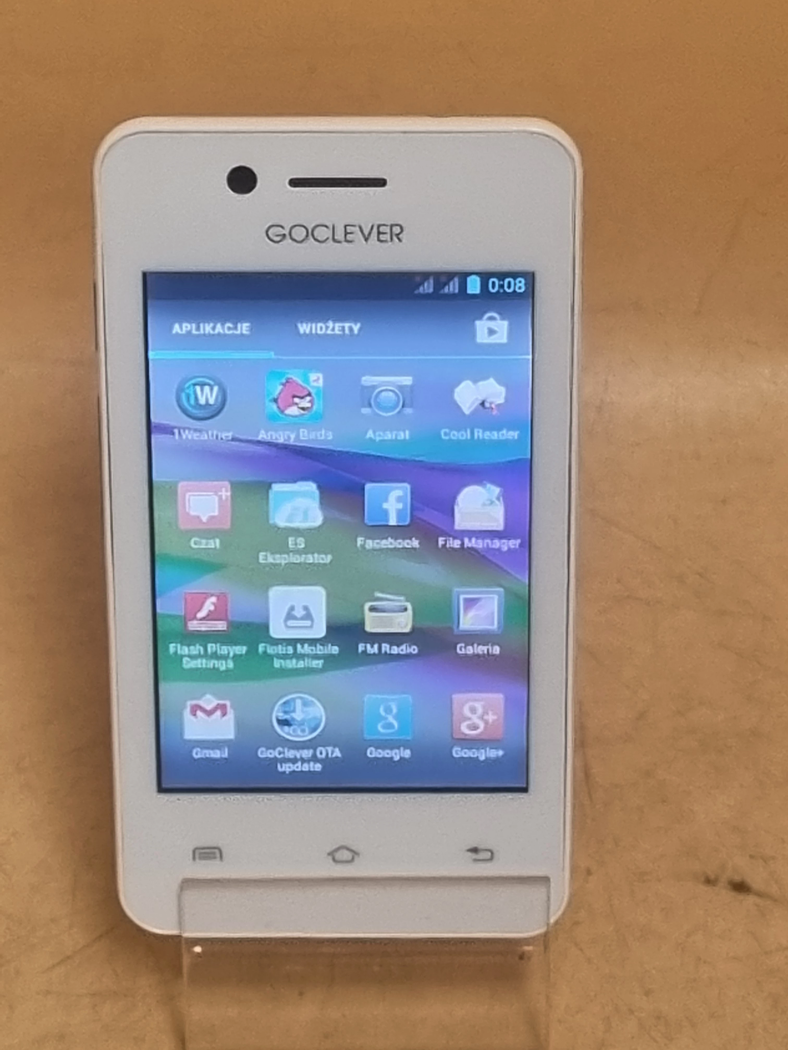 telefon-goclever-quantum-350-and-42-przekatna-ekranu-350