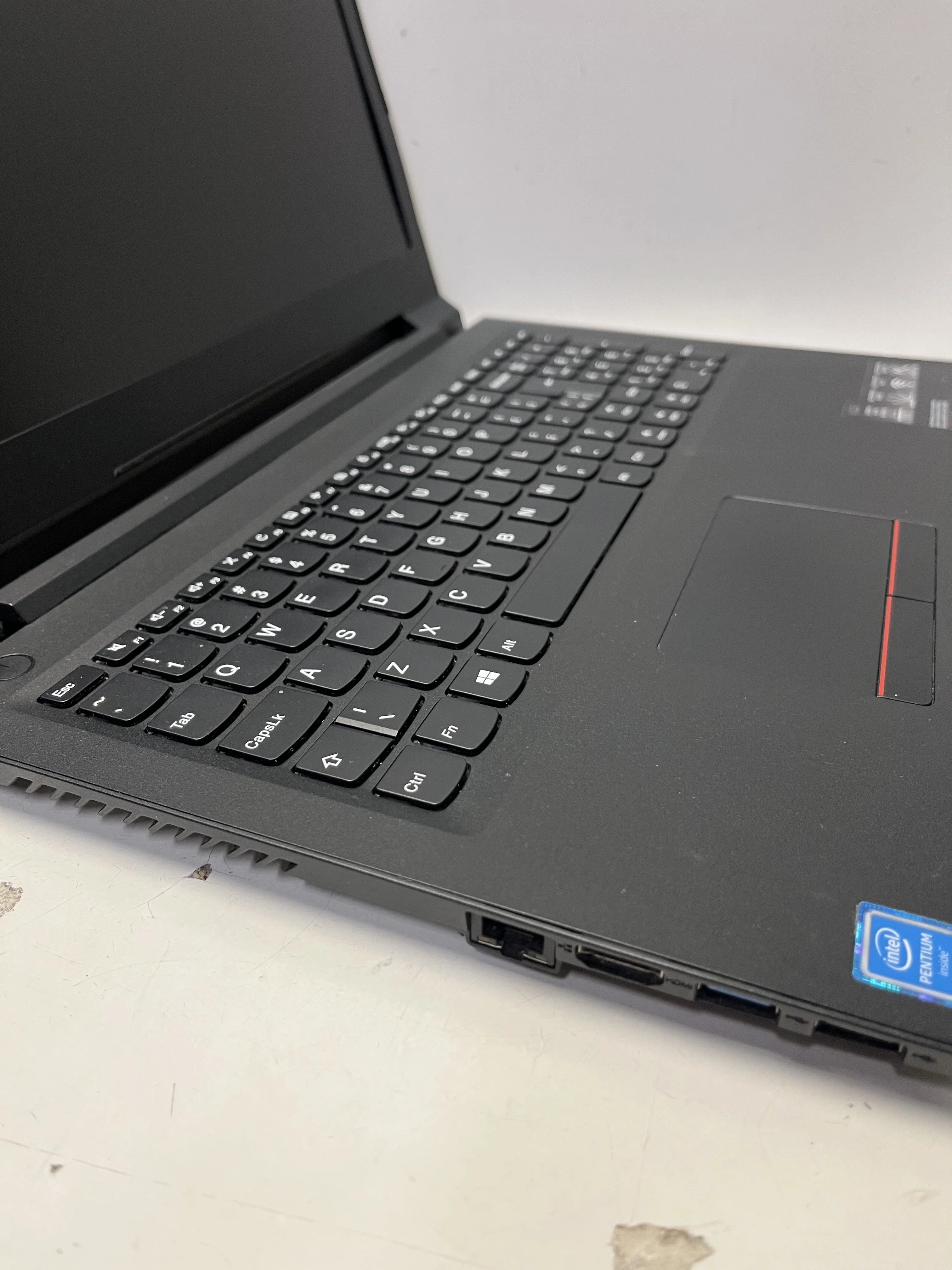 laptop-lenovo-v110-15iap-8128gb-liczba-rdzeni-procesora-4329-2