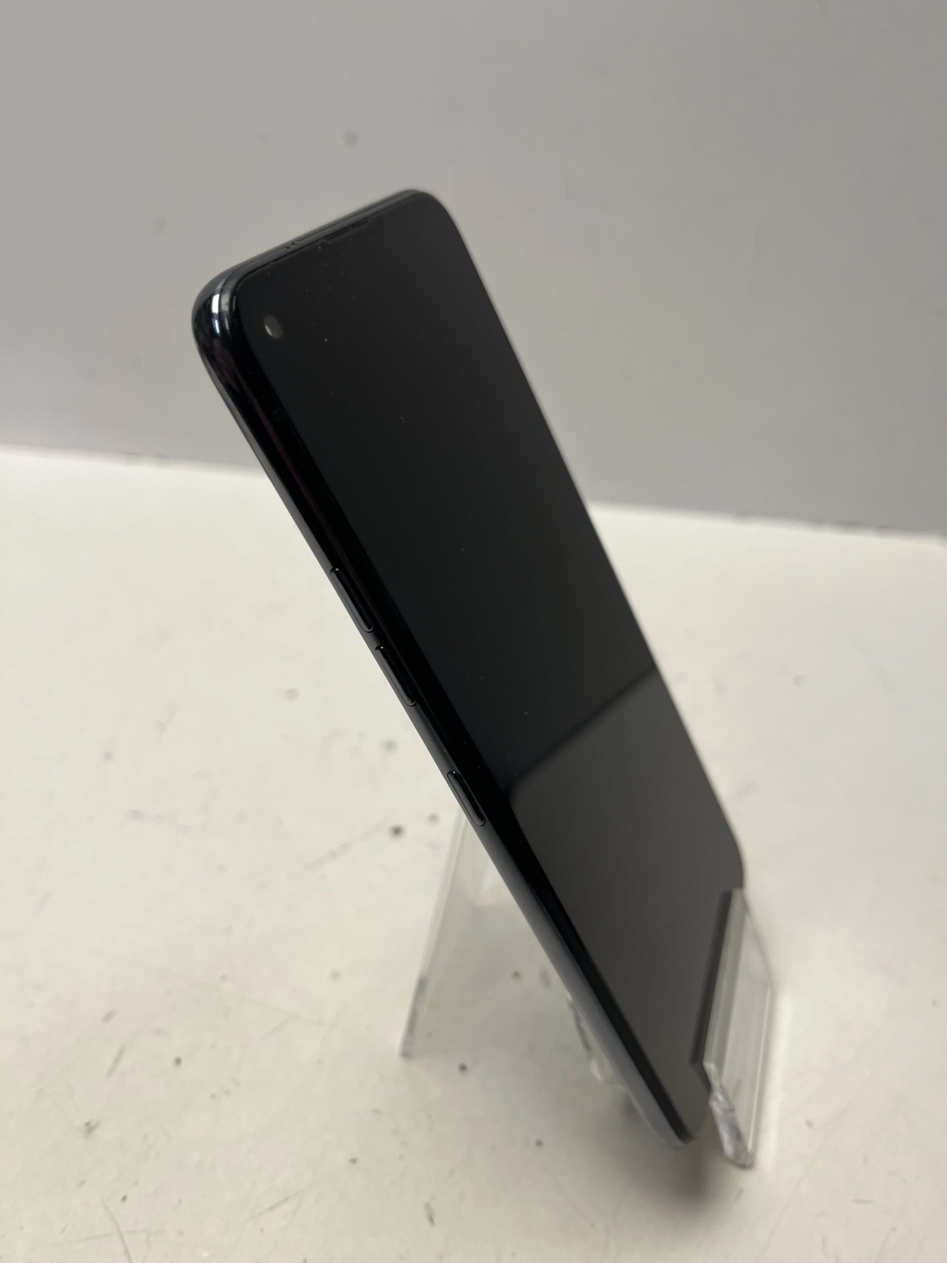 telefon-lg-k61-464gb-stan-11323-2