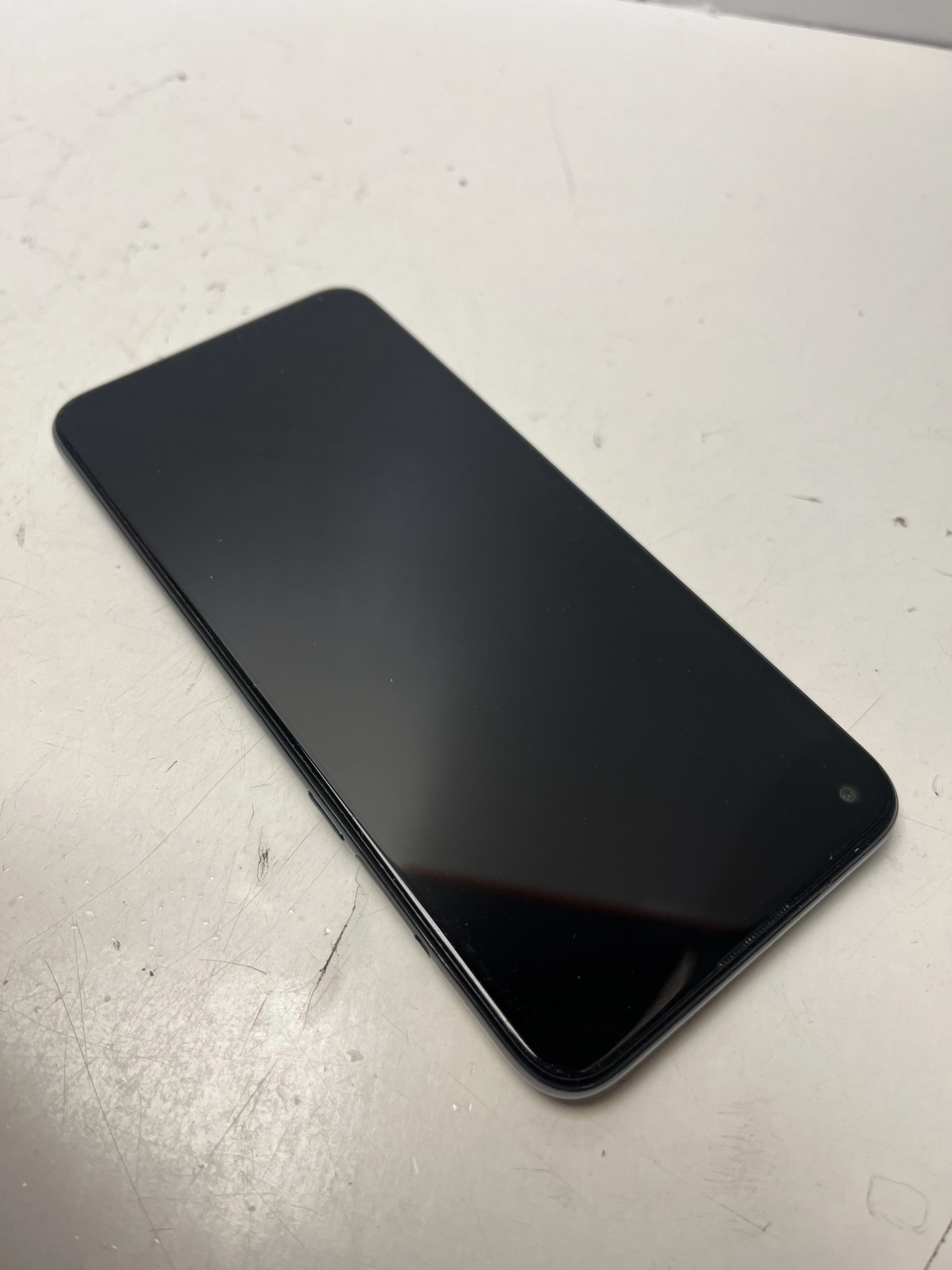 telefon-lg-k61-464gb-system-operacyjny-4388-1