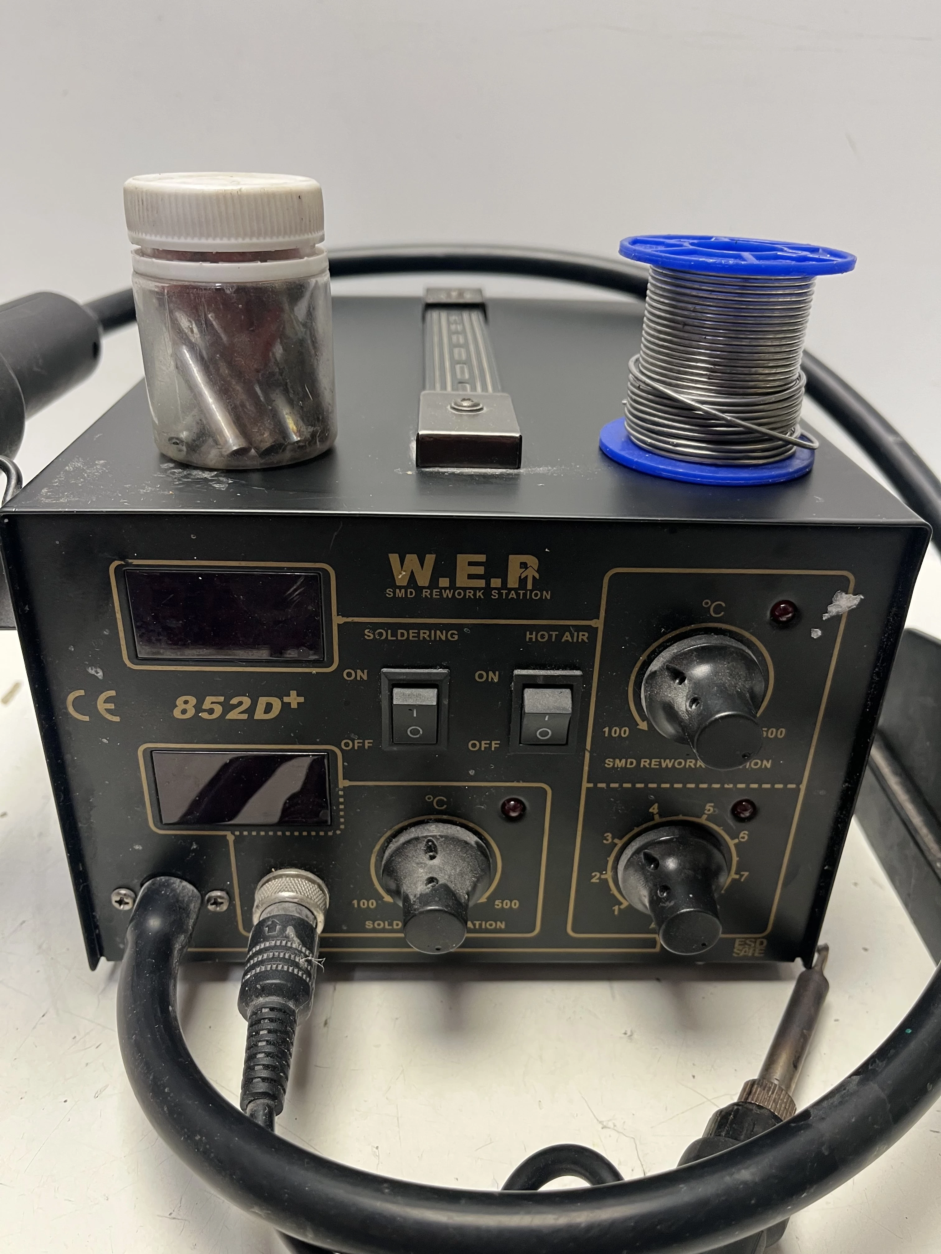 stacja-lutownicza-rework-station-852d-osiedle-teatralne-3u15-krakow