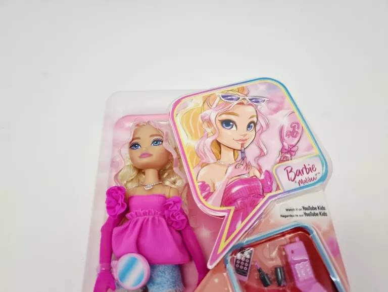 lalka-barbie-dream-besties-lalka-modowa-malibu-z-akcesoriami-ean-gtin-5907190843279