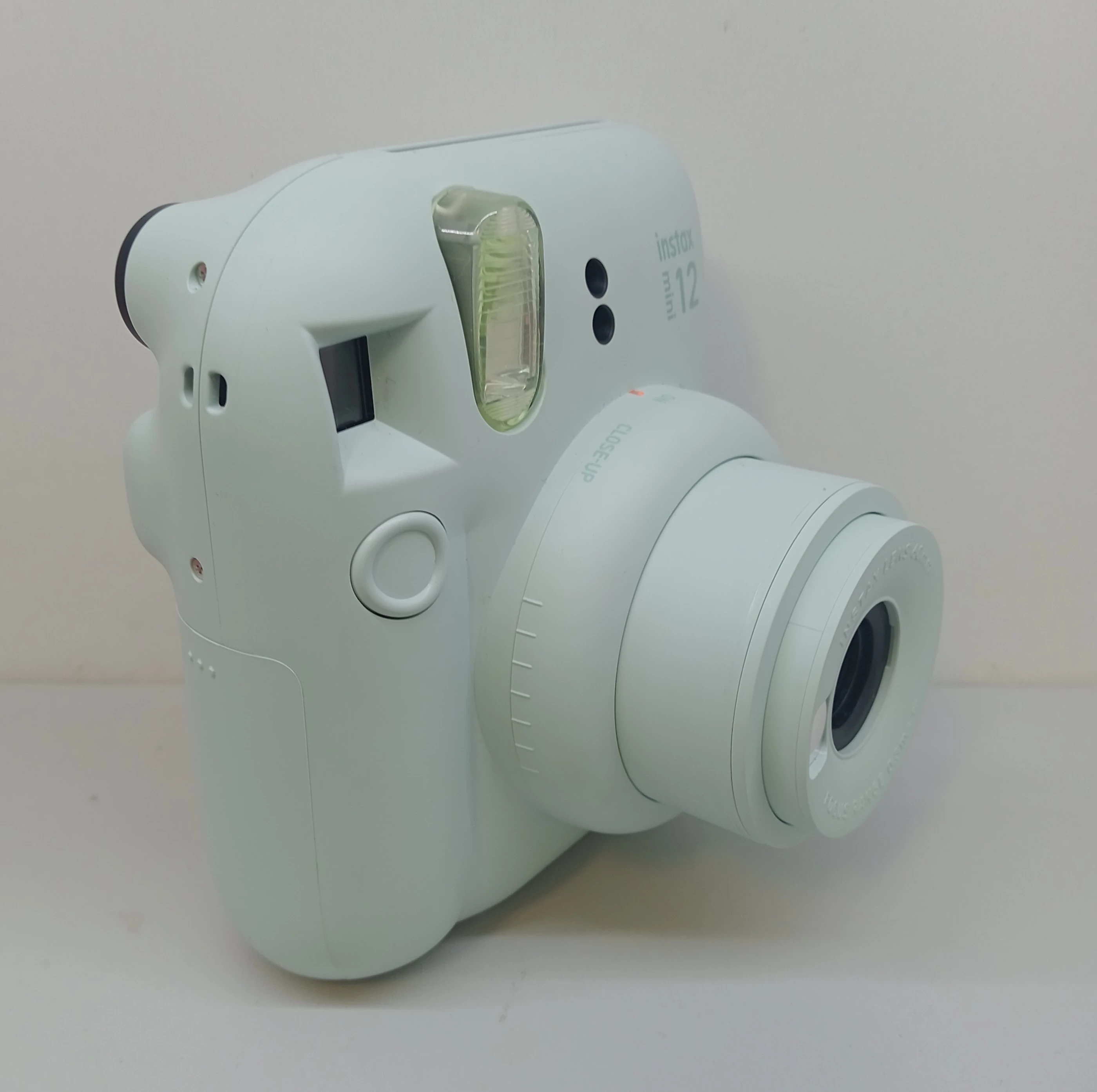 aparat-natychmiastowy-fujifilm-instax-mini-12-model-instax-mini-12