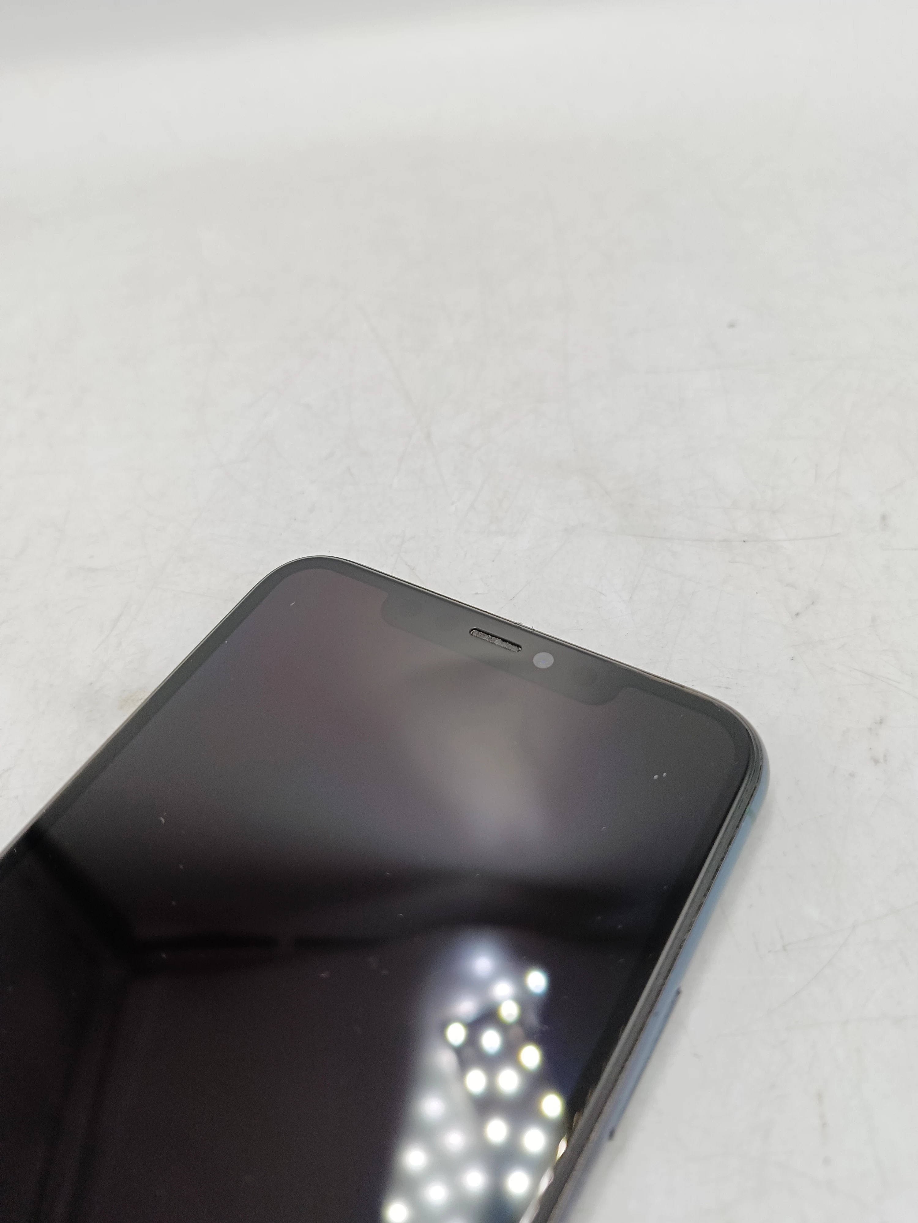 telefon-apple-iphone-11-pro-max-256gb-kon79-przekatna-ekranu-650