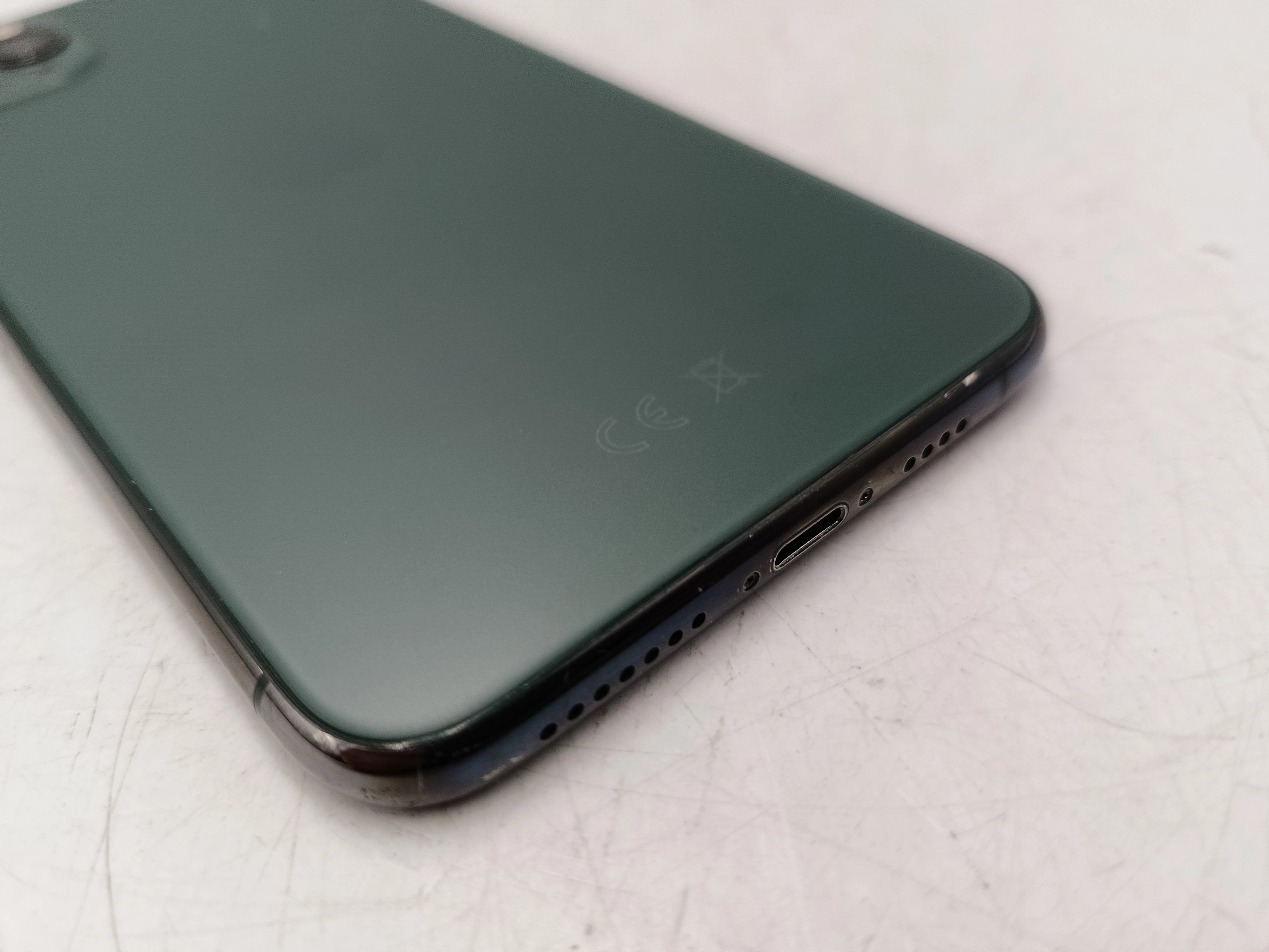 apple-iphone-11-pro-max-256gb-79-kondycja-kod-producenta-mwhm2pma