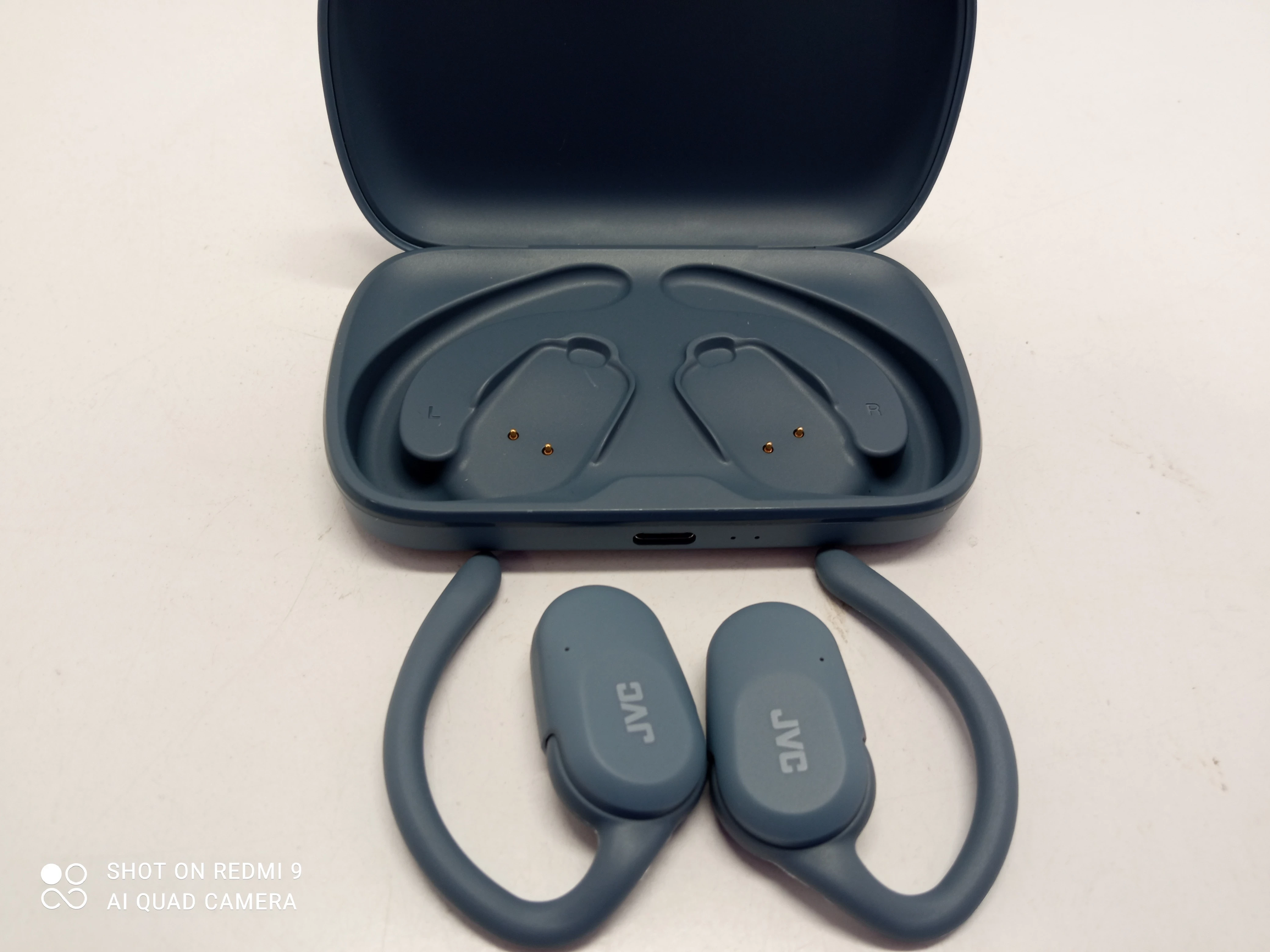 sluchawki-jvc-ha-np-40-t-zasieg-10