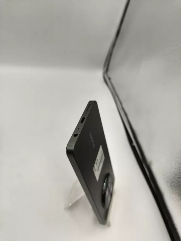 telefon-realme-12x-5g-6128gb-przekatna-ekranu-667