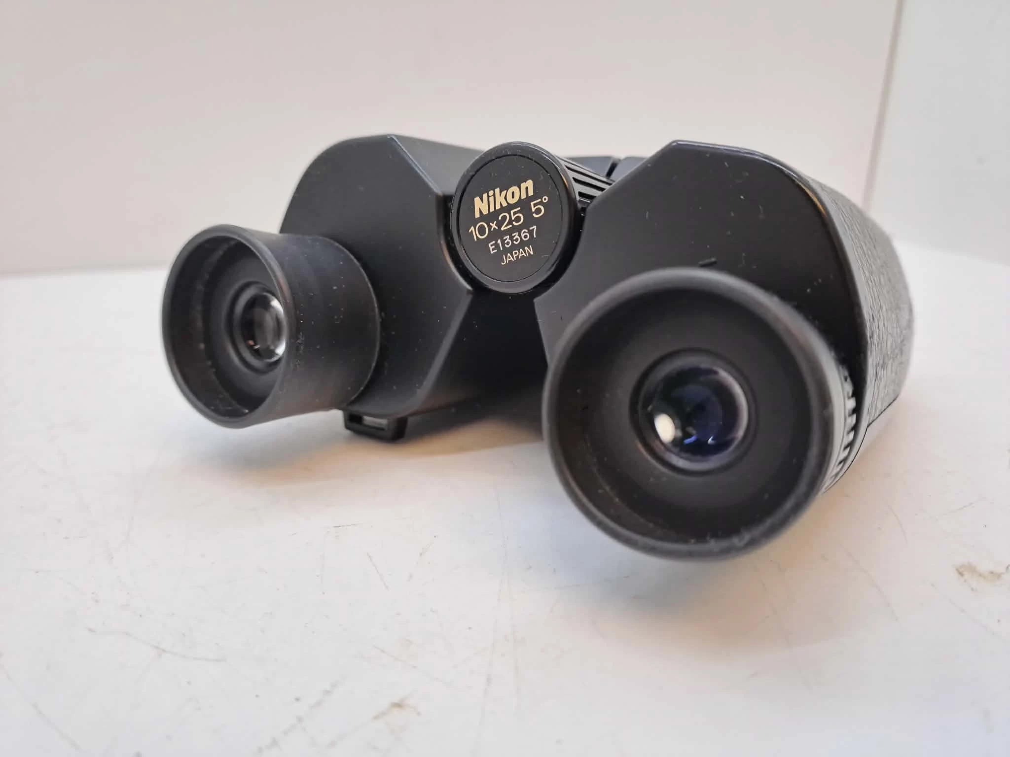 lornetka-nikon-travelite-9-x-25-mm-powiekszenie-900