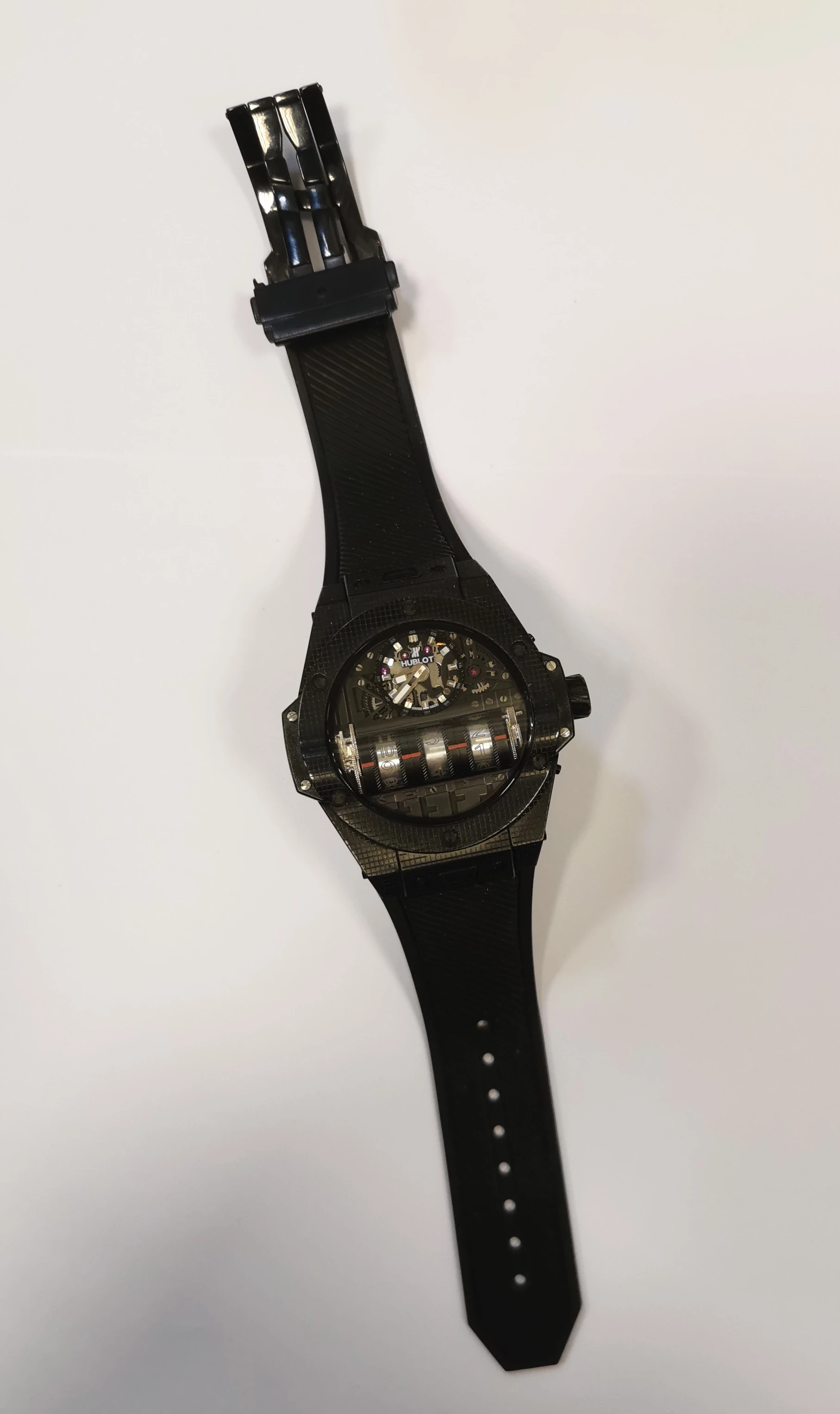 zegarek-hublot-mp-11-ksztalt-koperty-129223-2
