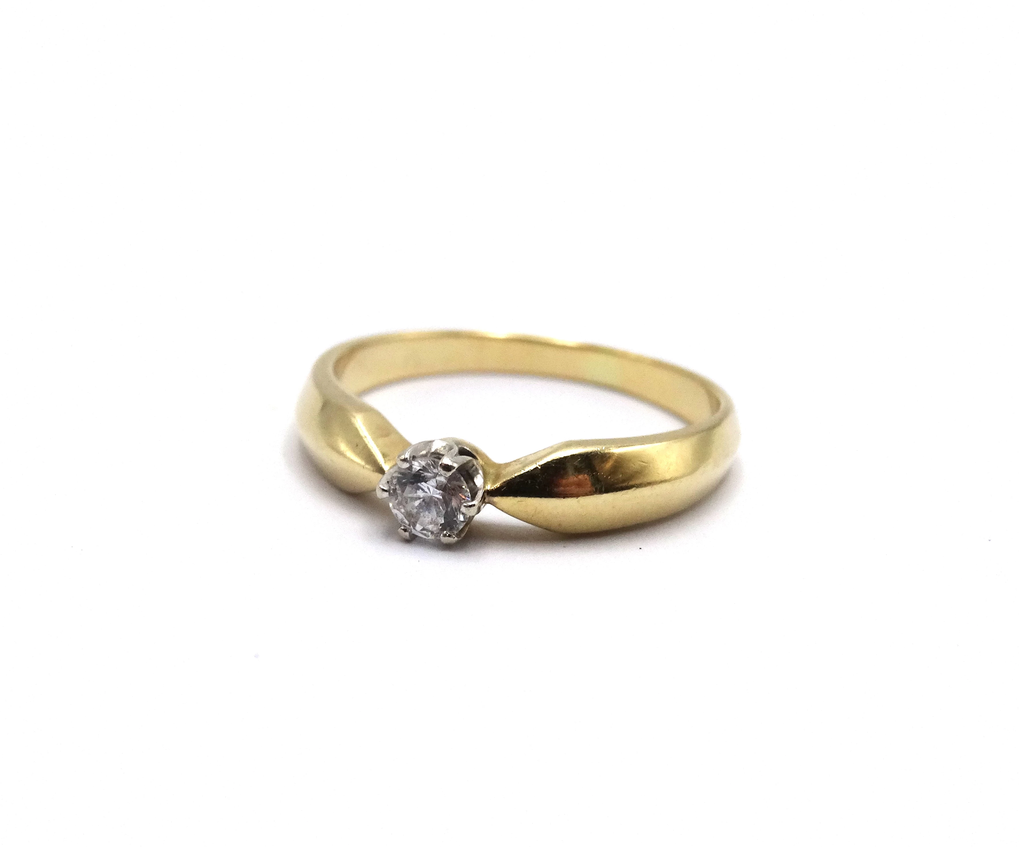 wyrob-jubilerski-uzywany-pierscionek-585-325g-r16-stan-11323-2