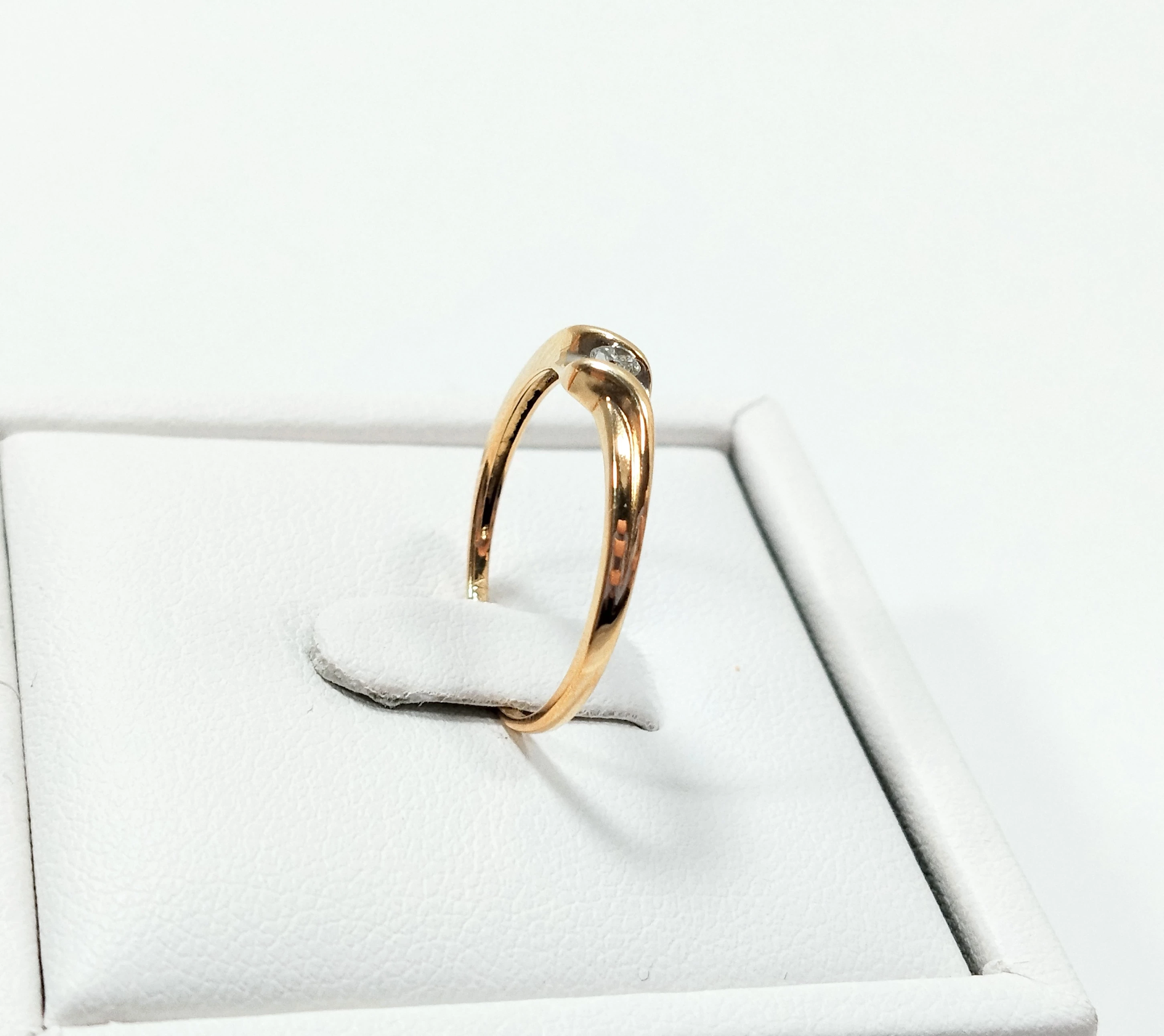 zloty-pierscionek-z-diamentem-pr333-r14-108g-wykonczenie-15753-4