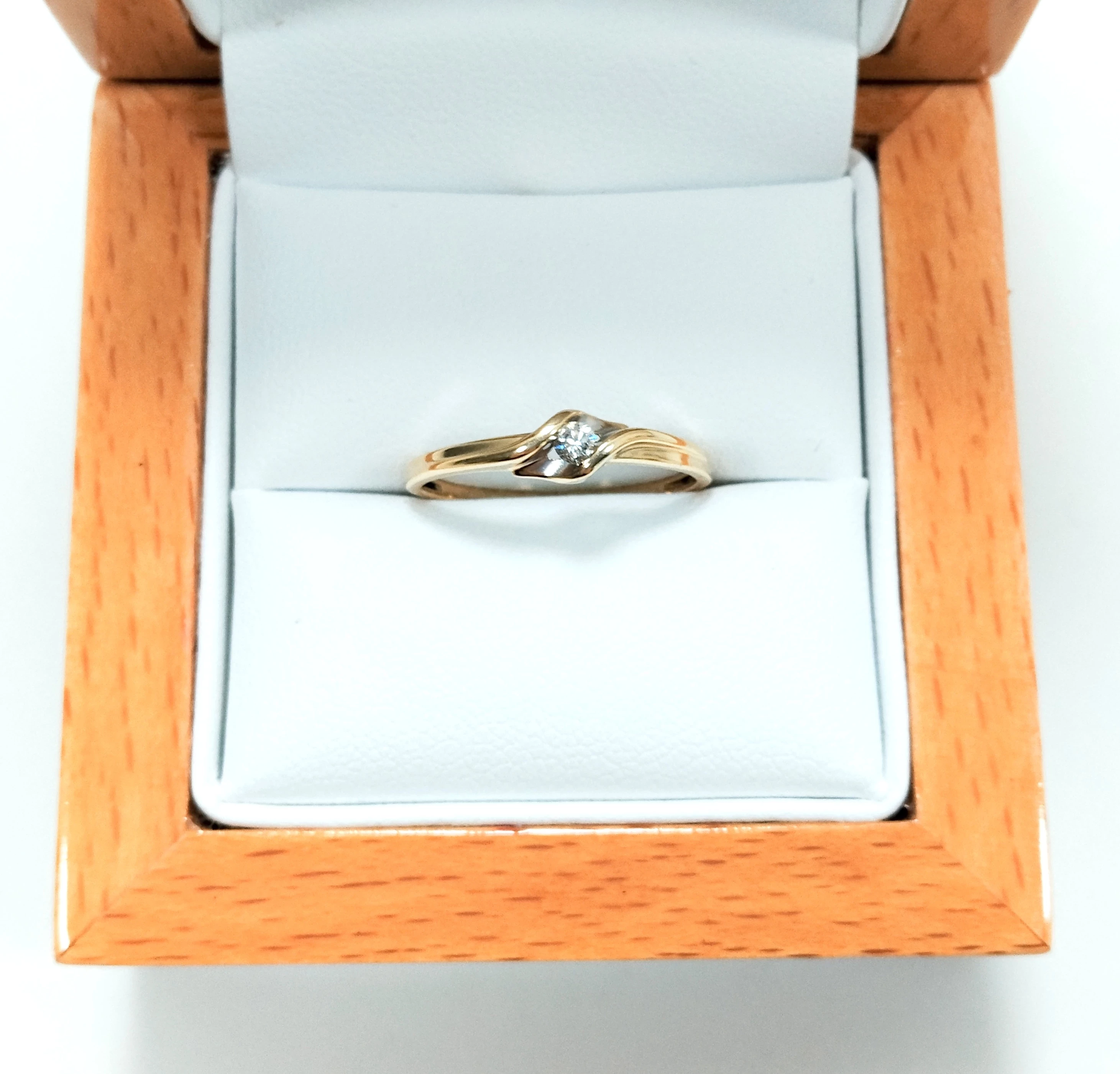 zloty-pierscionek-z-diamentem-pr333-r14-108g-aleje-karola-marcinkowskiego-15-poznan