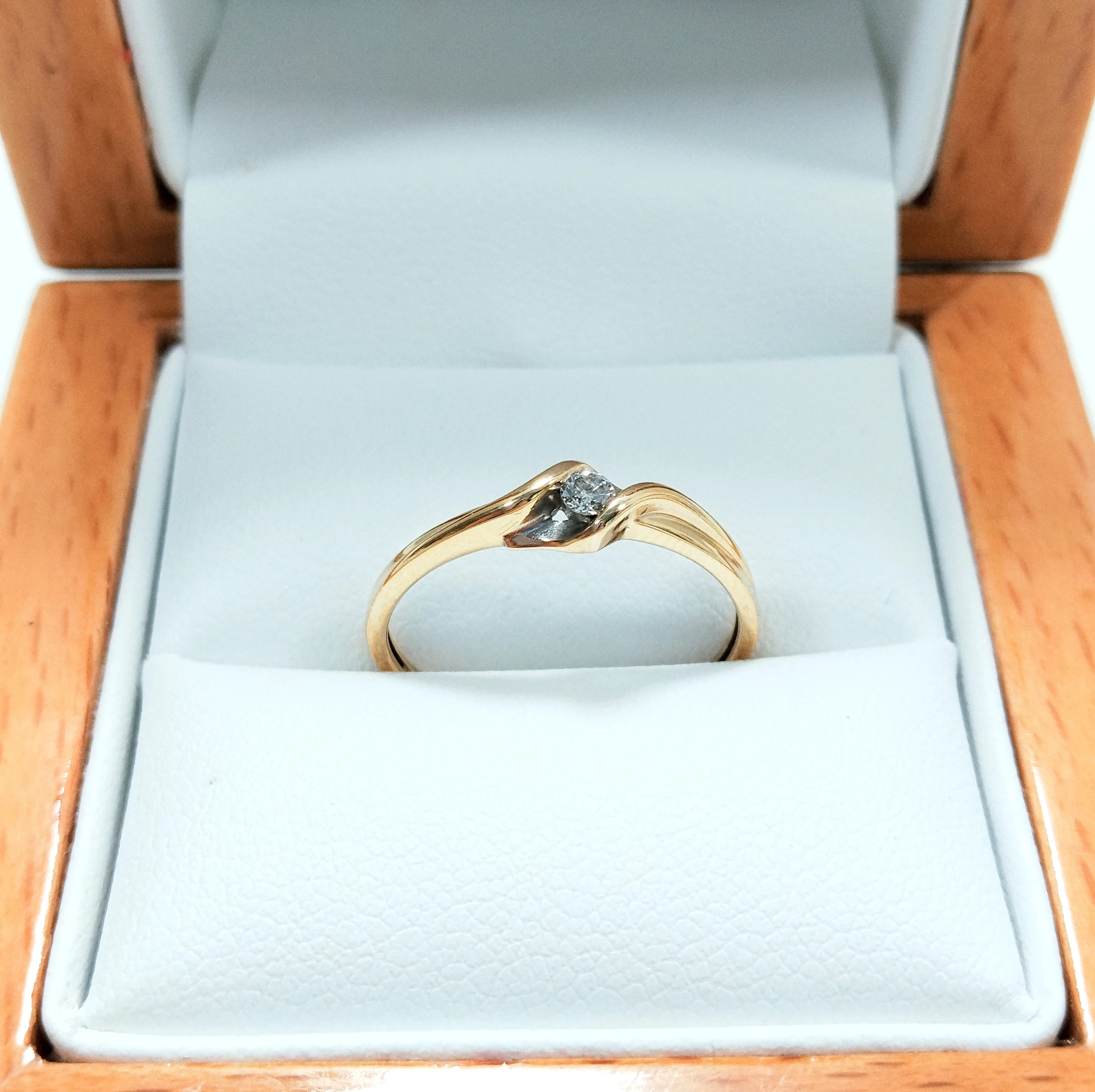 zloty-pierscionek-z-diamentem-pr333-r14-108g-stan-11323-2