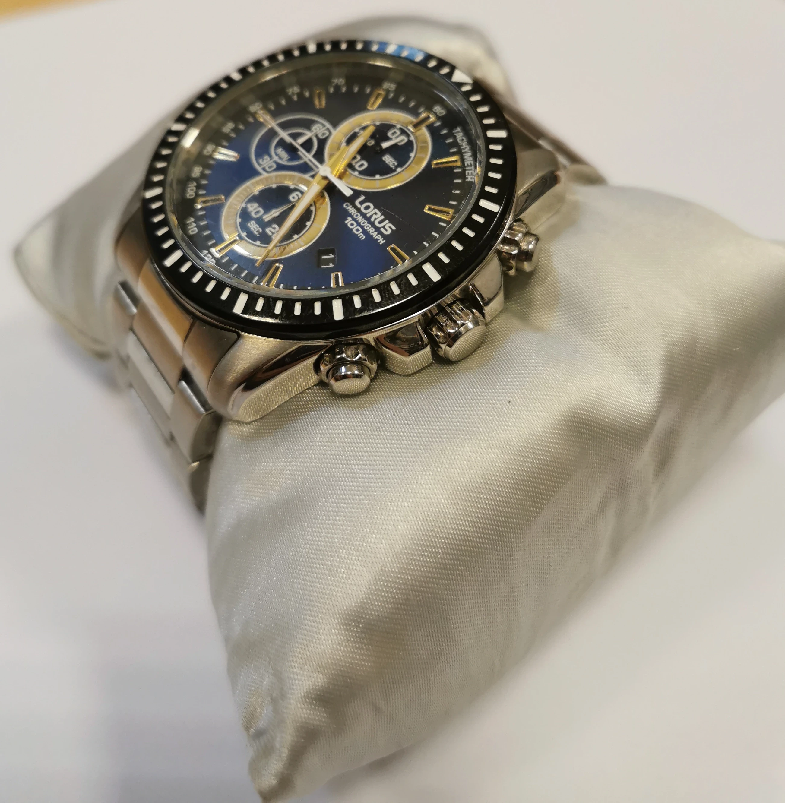 zegarek-lorus-vd57-x092-stan-11323-2