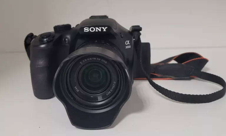 aparat-bezlusterkowy-sony-alfa-3000-ilce-3000-obiektyw-18-55-torba-ean-gtin-4905524945416