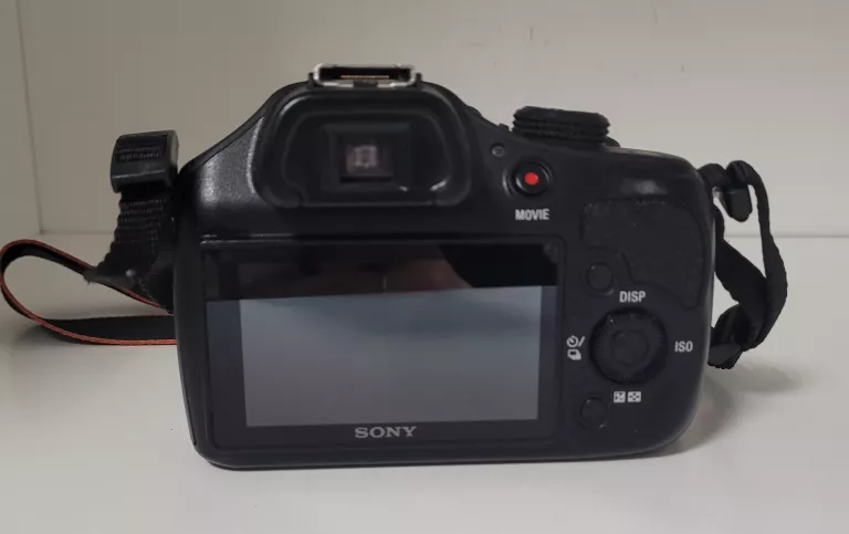 aparat-bezlusterkowy-sony-alfa-3000-ilce-3000-obiektyw-18-55-torba-rozdzielczosc-181