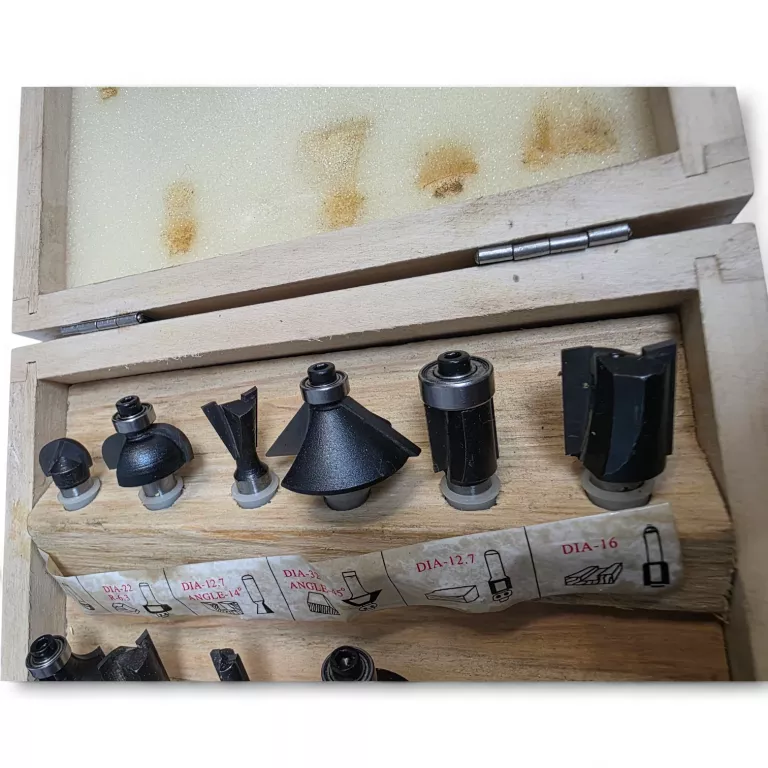 zestaw-frezow-trzpieniowych-12-el-ean-gtin-5901969107067